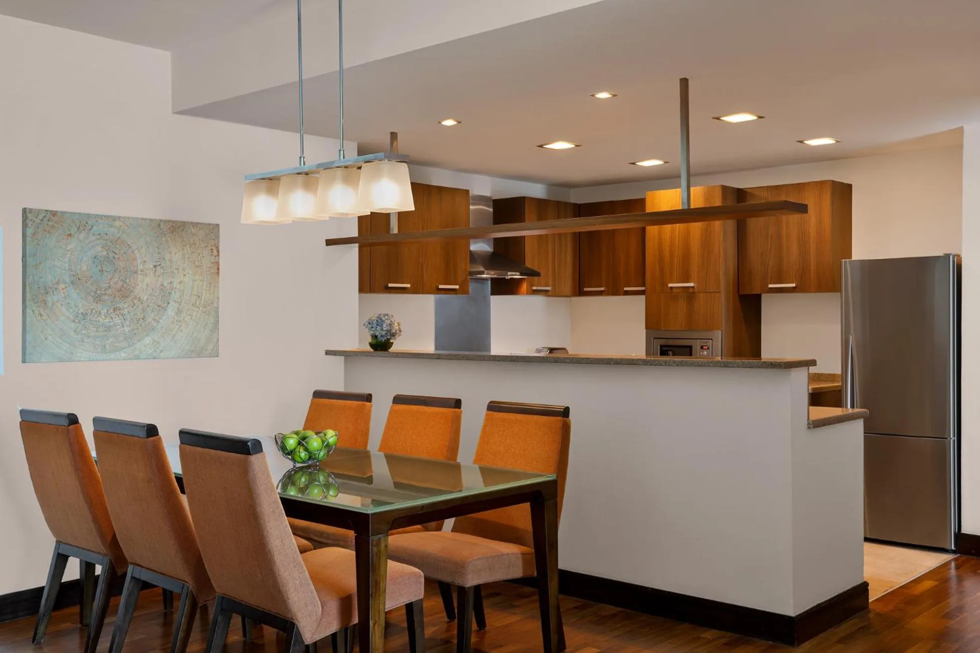 Living room in La Suite Dubai Hotel & Apartments