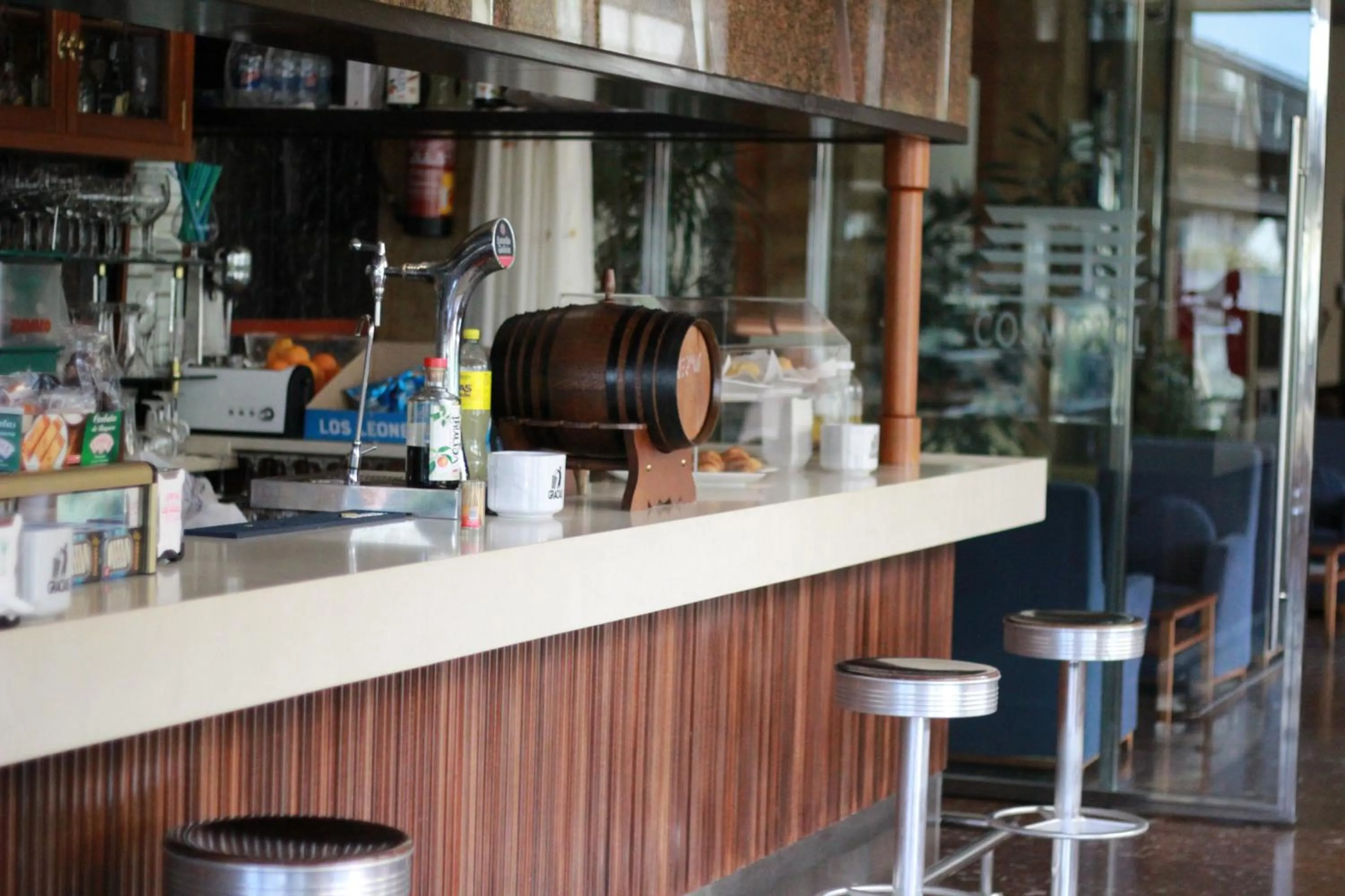 Lounge or bar in Hotel Cosmopol