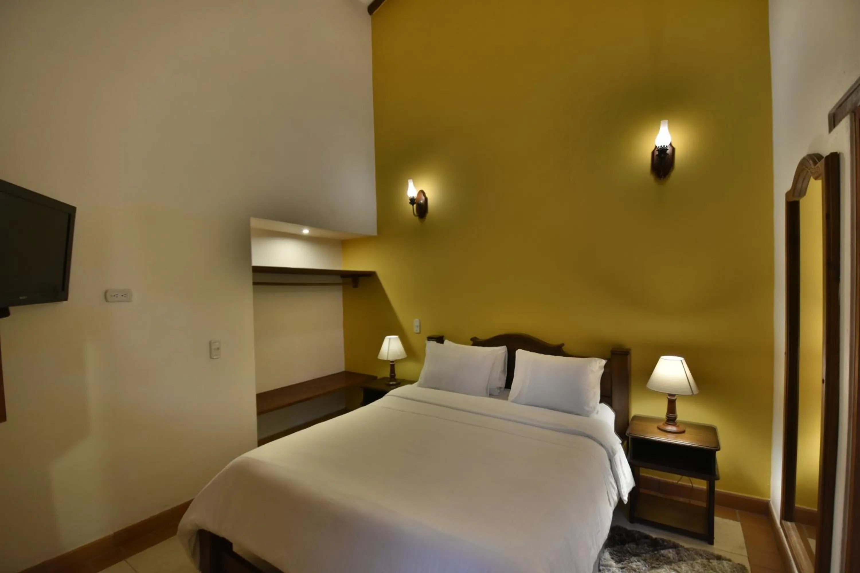 Bed in Hotel Jardines De La Villa