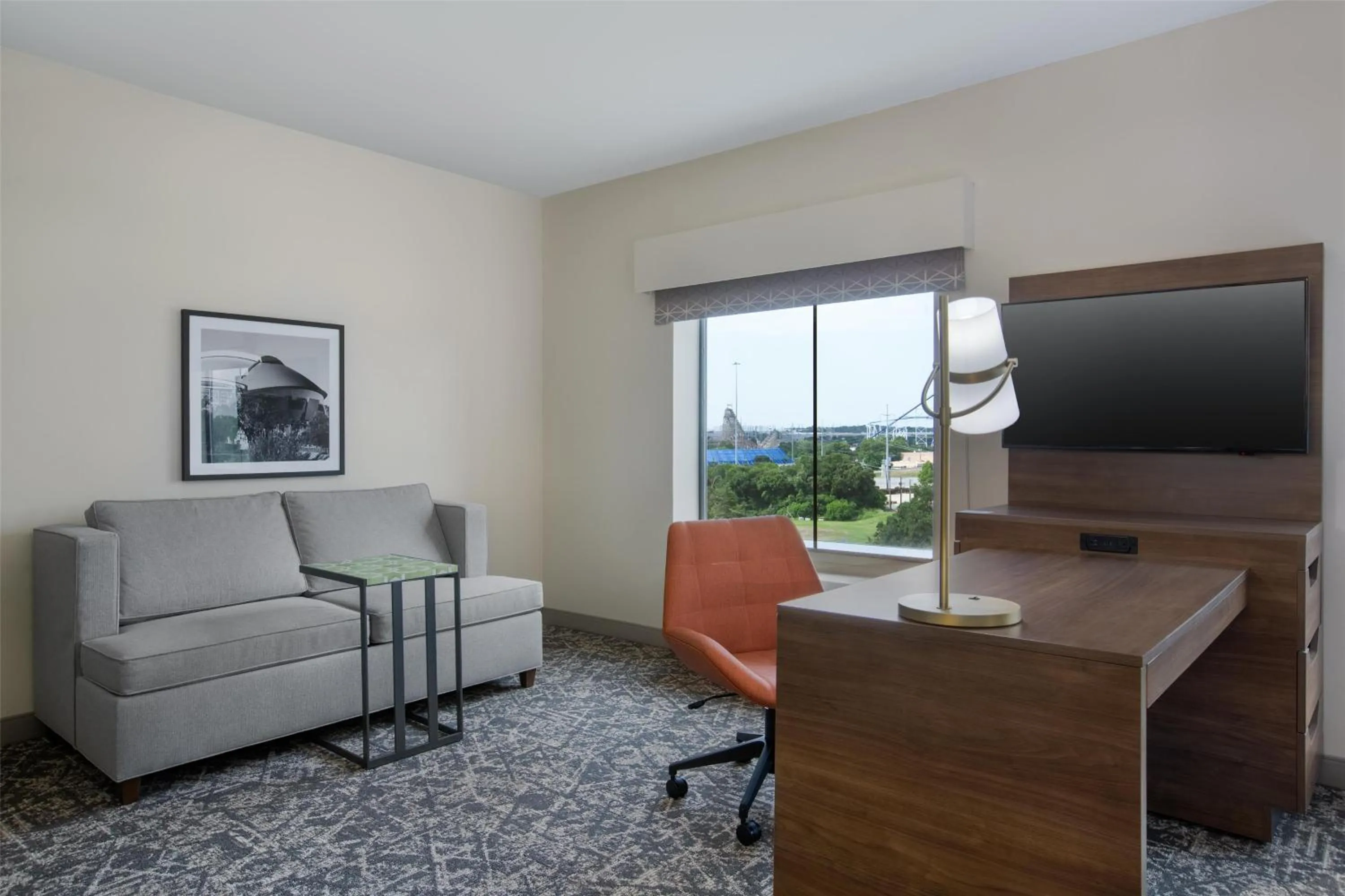 Bedroom in Hampton Inn & Suites Dallas-Arlington North-Entertainment District