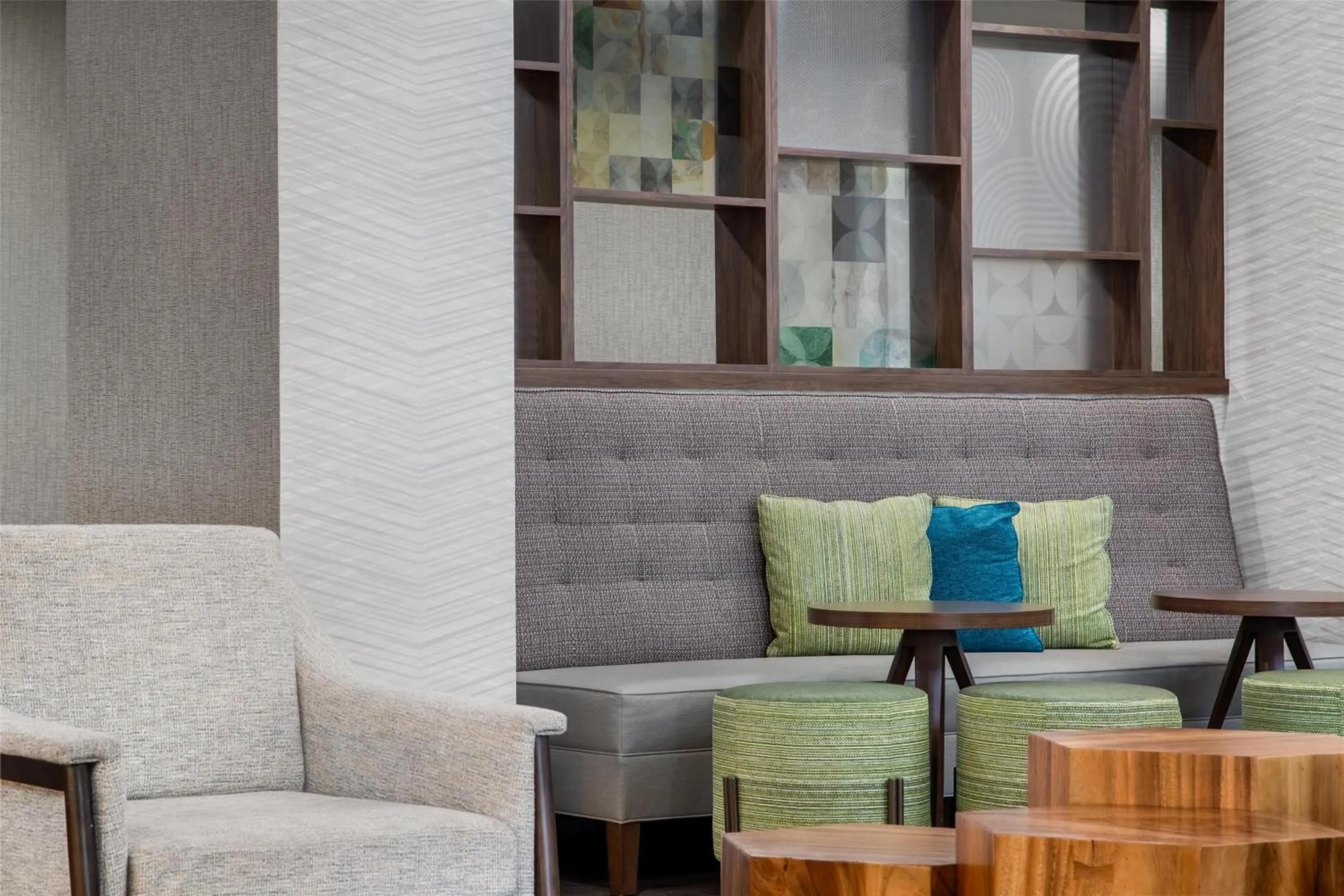 Breakfast in Hampton Inn & Suites Dallas-Arlington North-Entertainment District