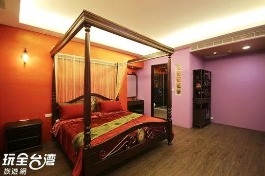 Photo of the whole room, Bed in Good Time B&B