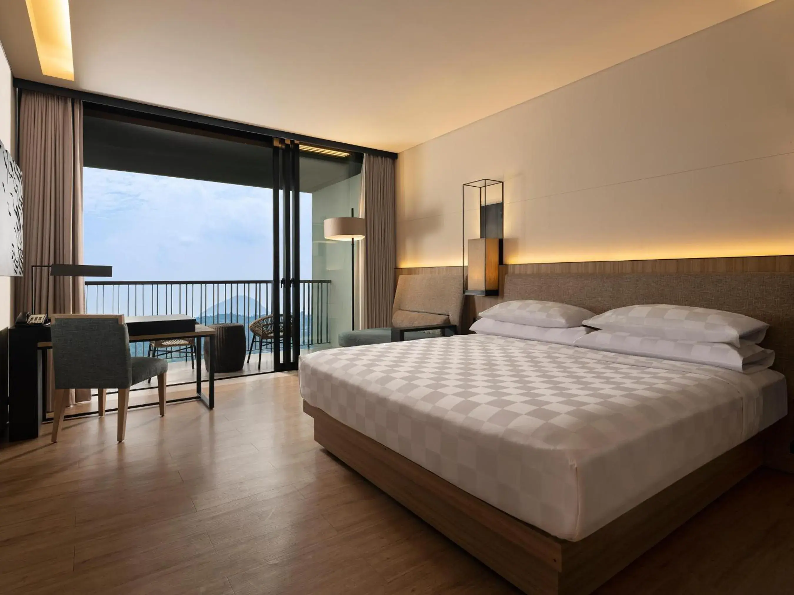 Executive Deluxe King Room with Mountain View in Royal Tulip Gunung Geulis Resort and Golf Executive Deluxe King Room with Mountain View in Royal Tulip Gunung Geulis Resort and Golf