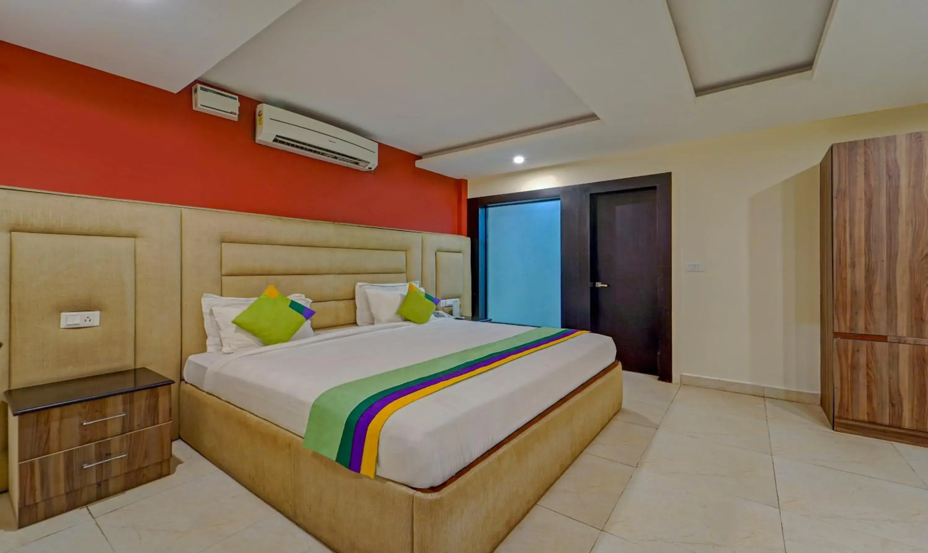 Superior Double Room - single occupancy in Treebo Elan Superior Double Room - single occupancy in Treebo Elan