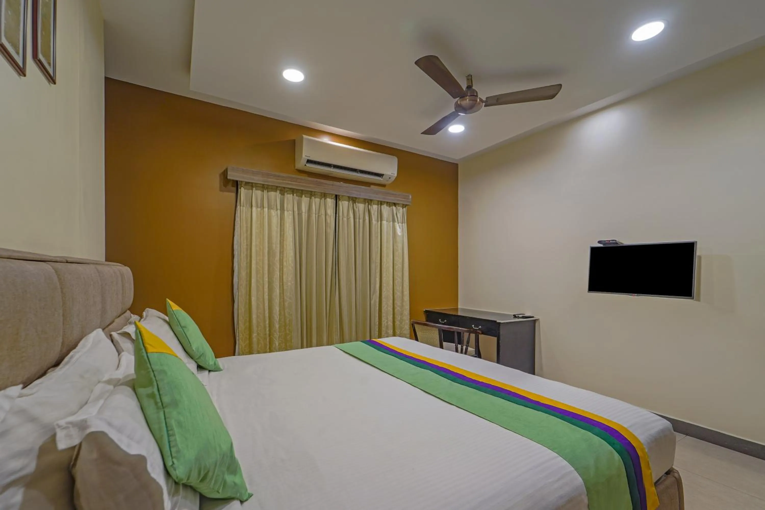 Bedroom, Bed in Treebo Elan