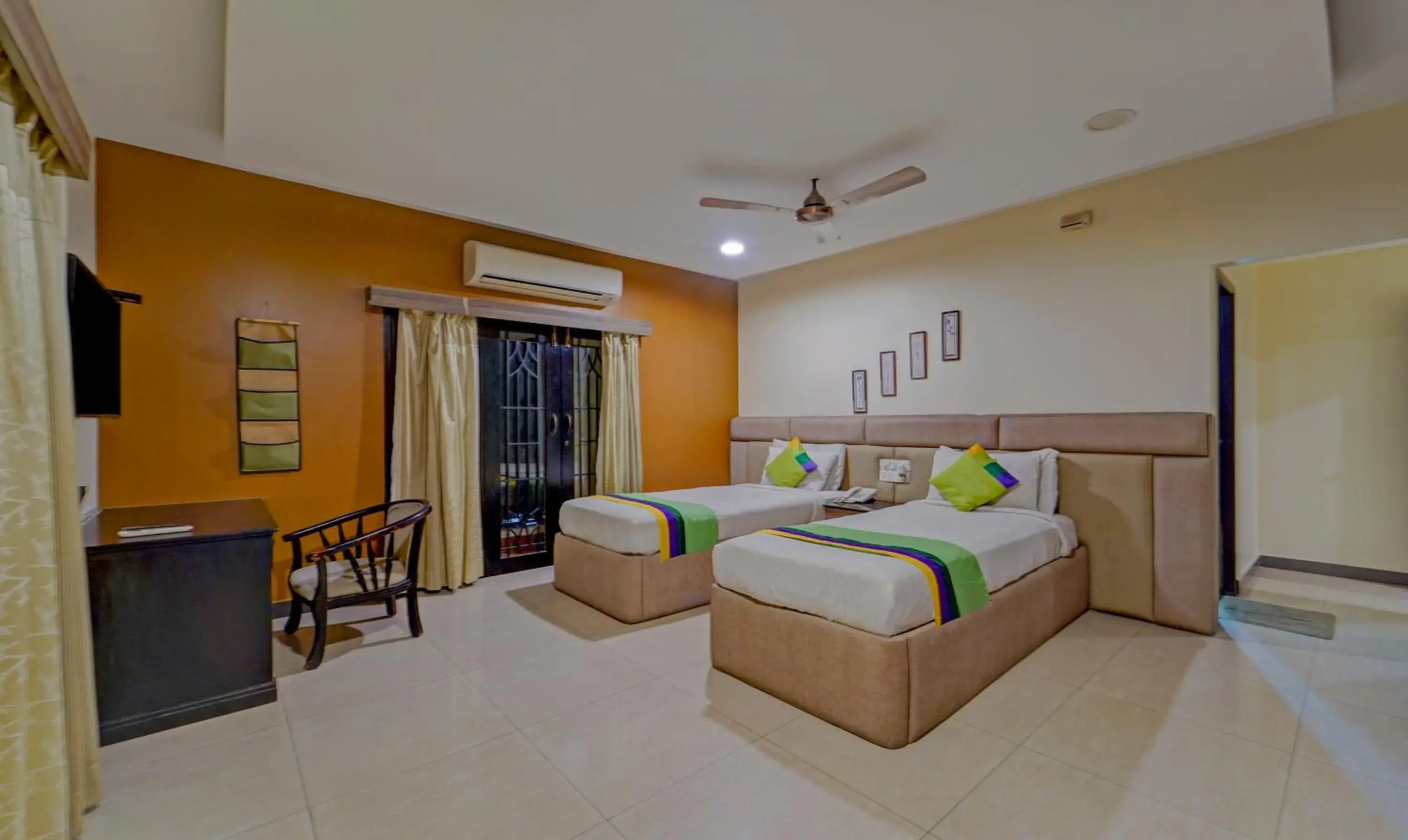 Standard Double Room - single occupancy in Treebo Elan Standard Double Room - single occupancy in Treebo Elan