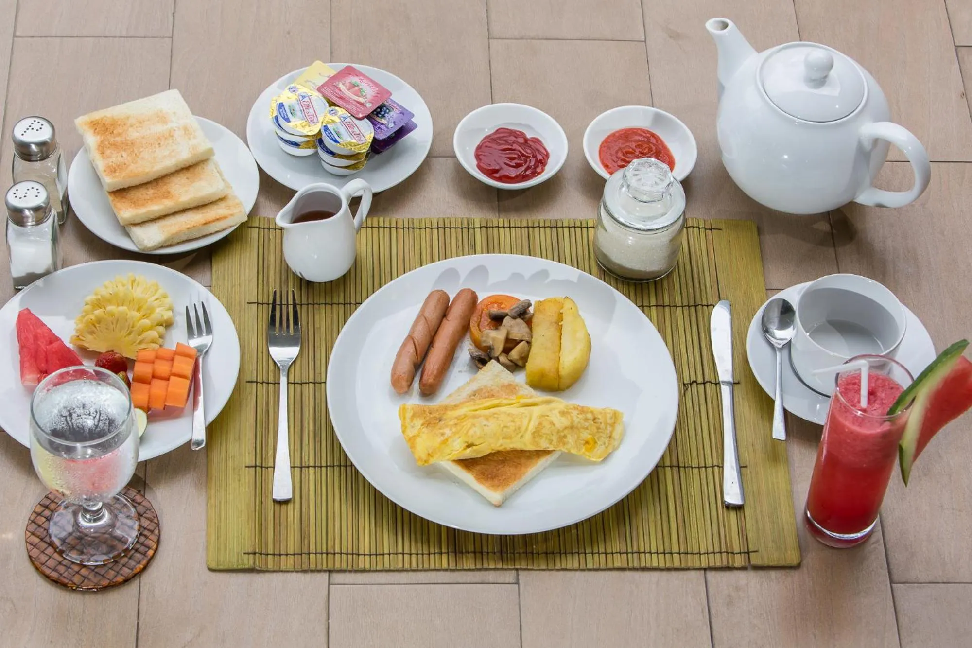 Breakfast in Villa Lidwina by Nagisa Bali