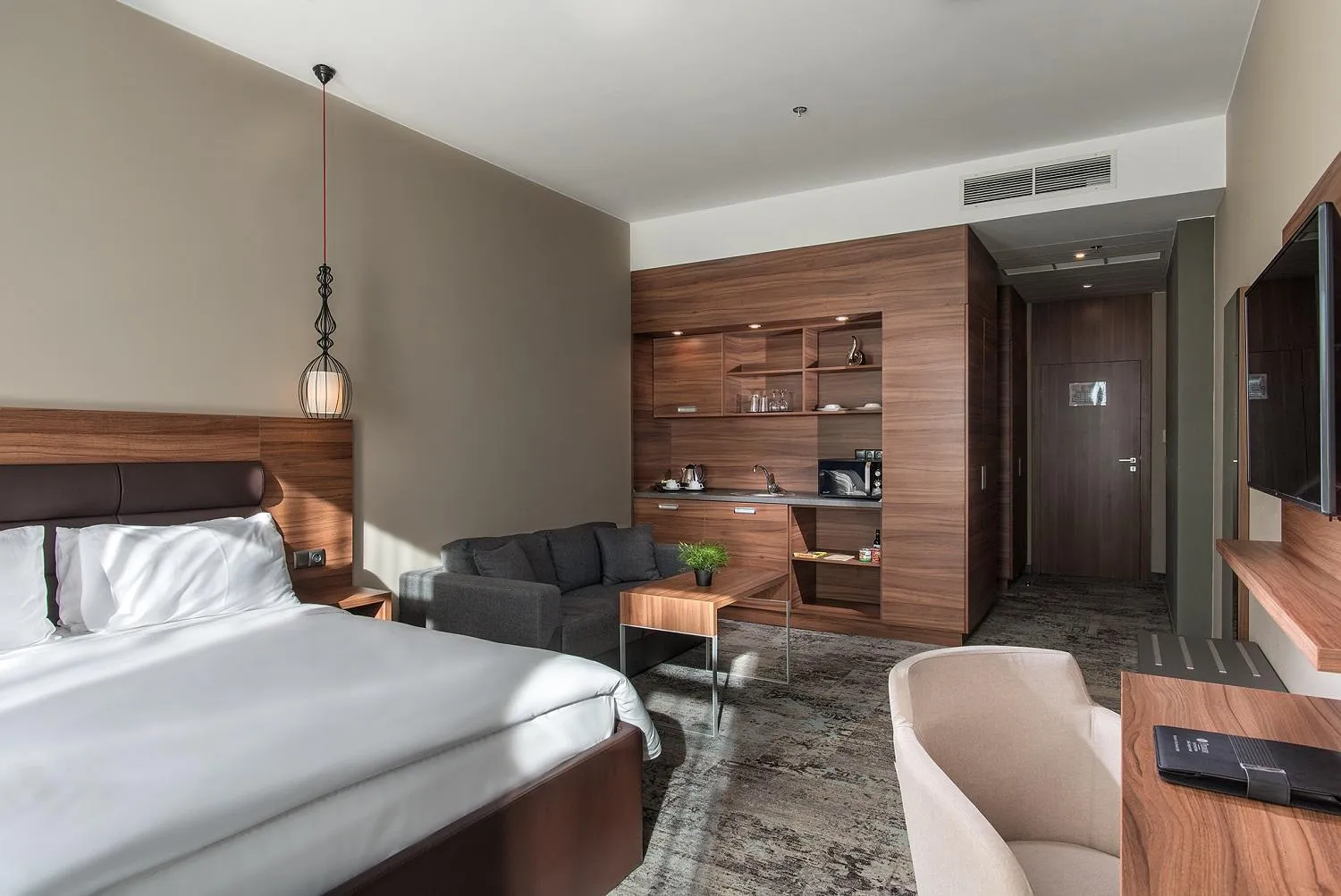 Bedroom, Bed in Premier Sofia Airport Hotel