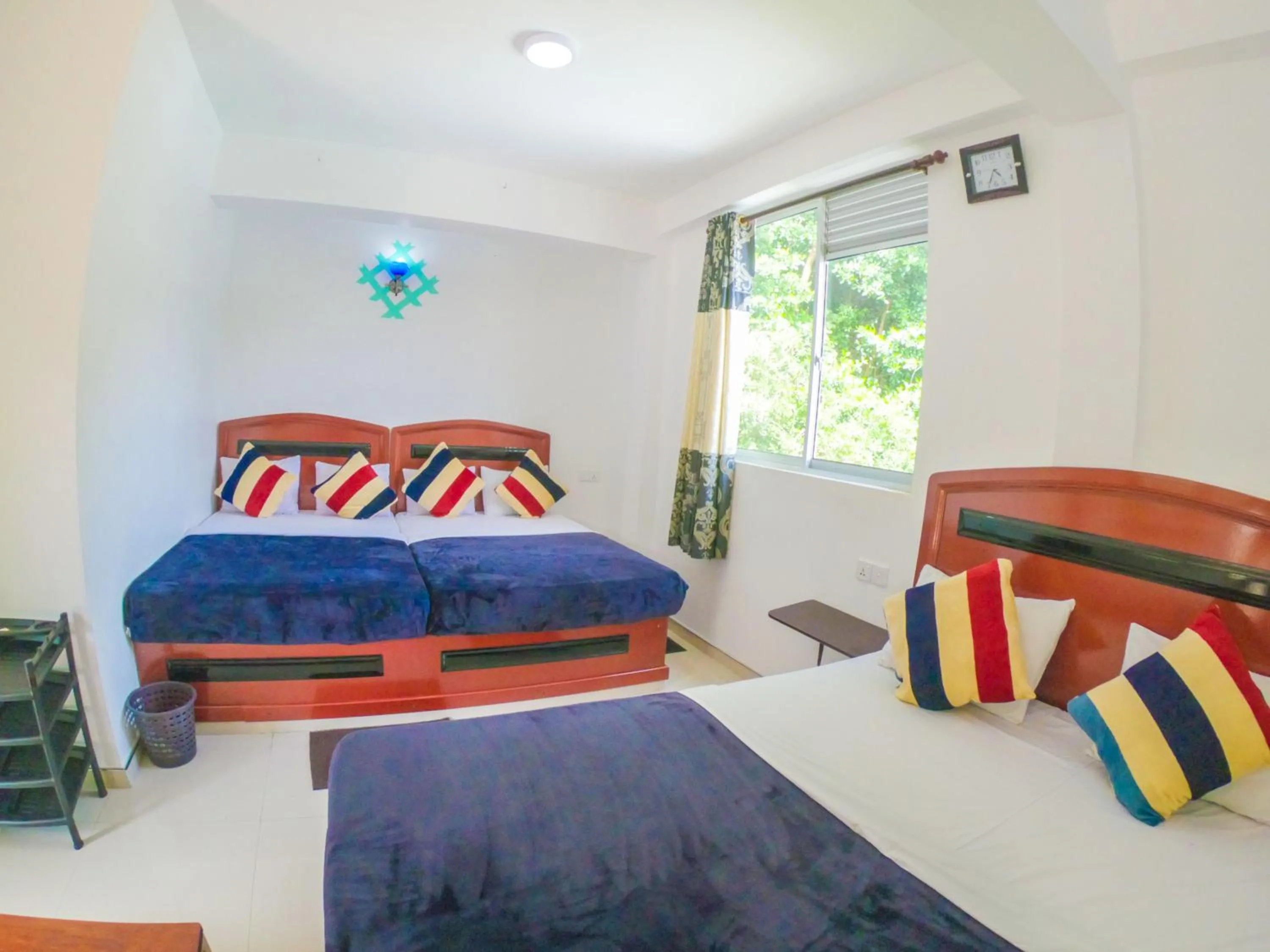 Photo of the whole room, Bed in Siumi Rest
