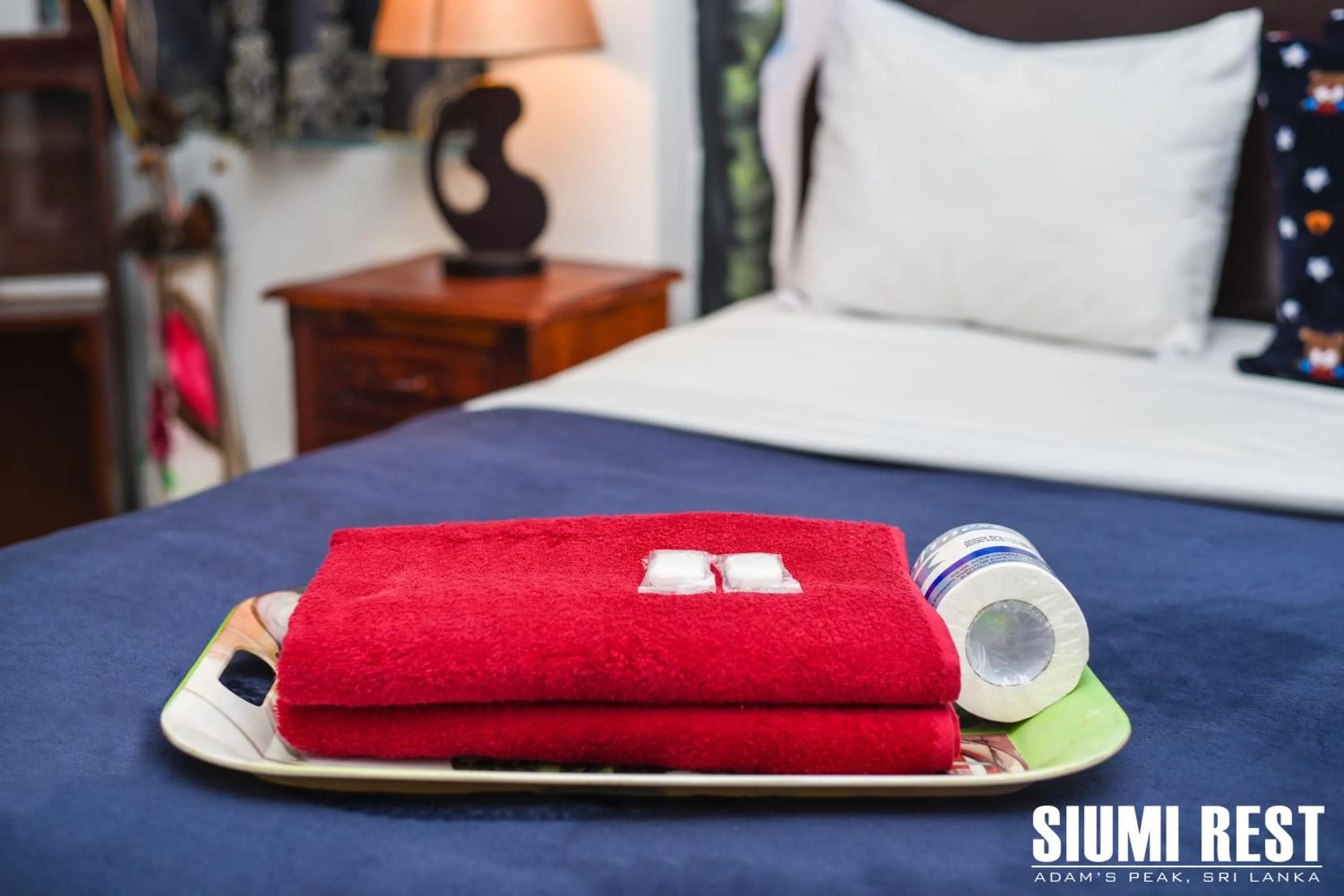Seating area, Bed in Siumi Rest