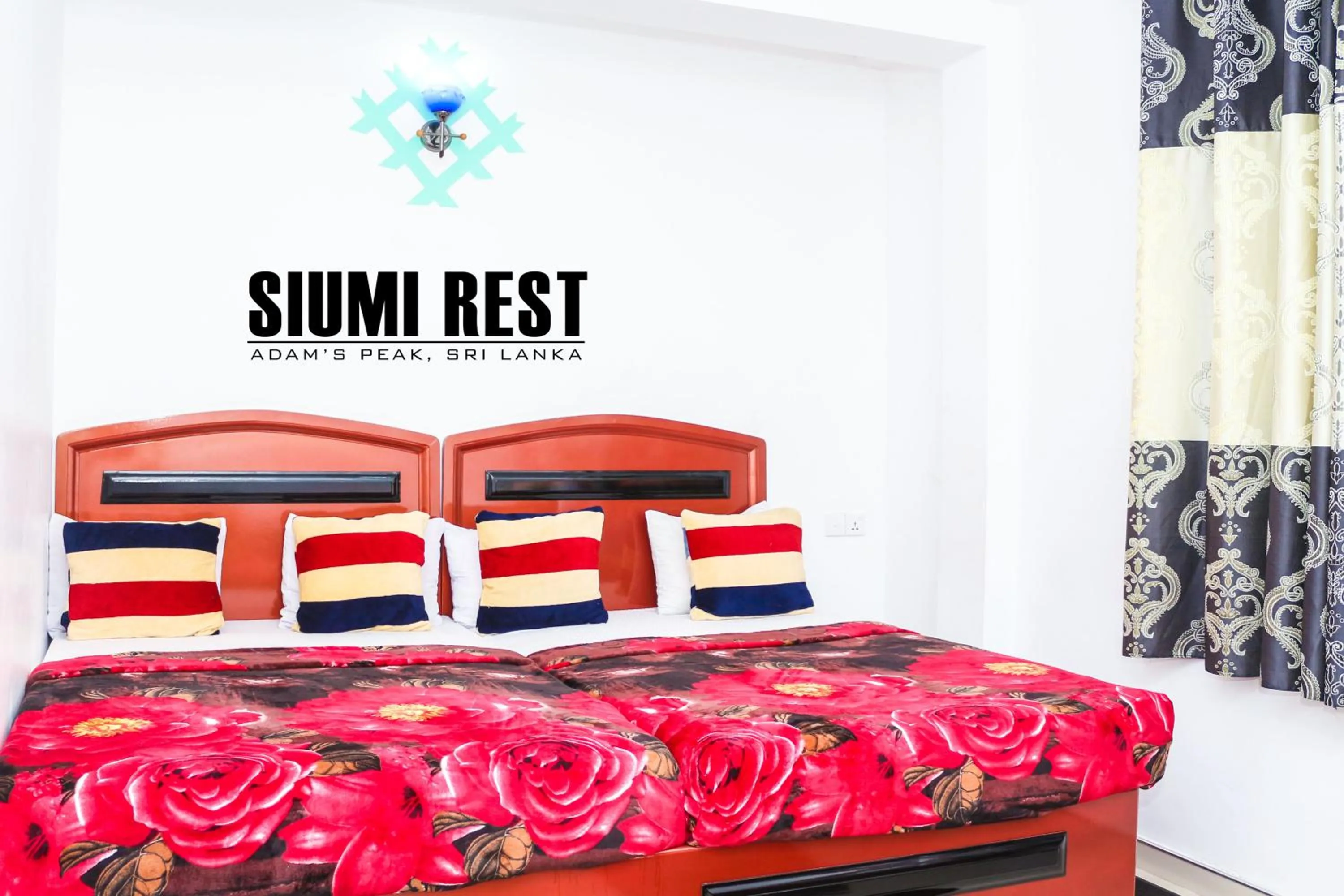 Seating area, Bed in Siumi Rest