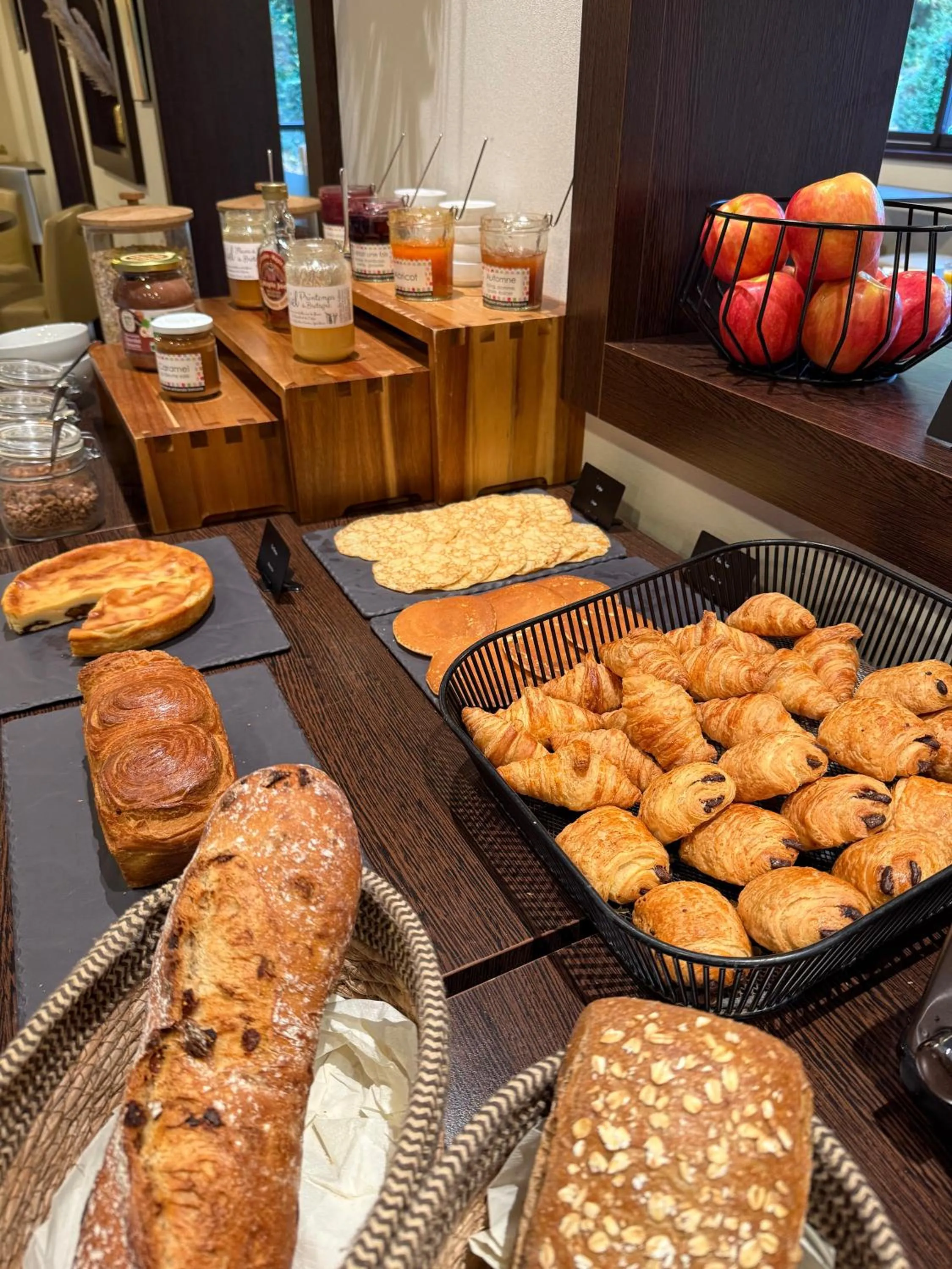 Breakfast in Kyriad Rennes Nord Hotel