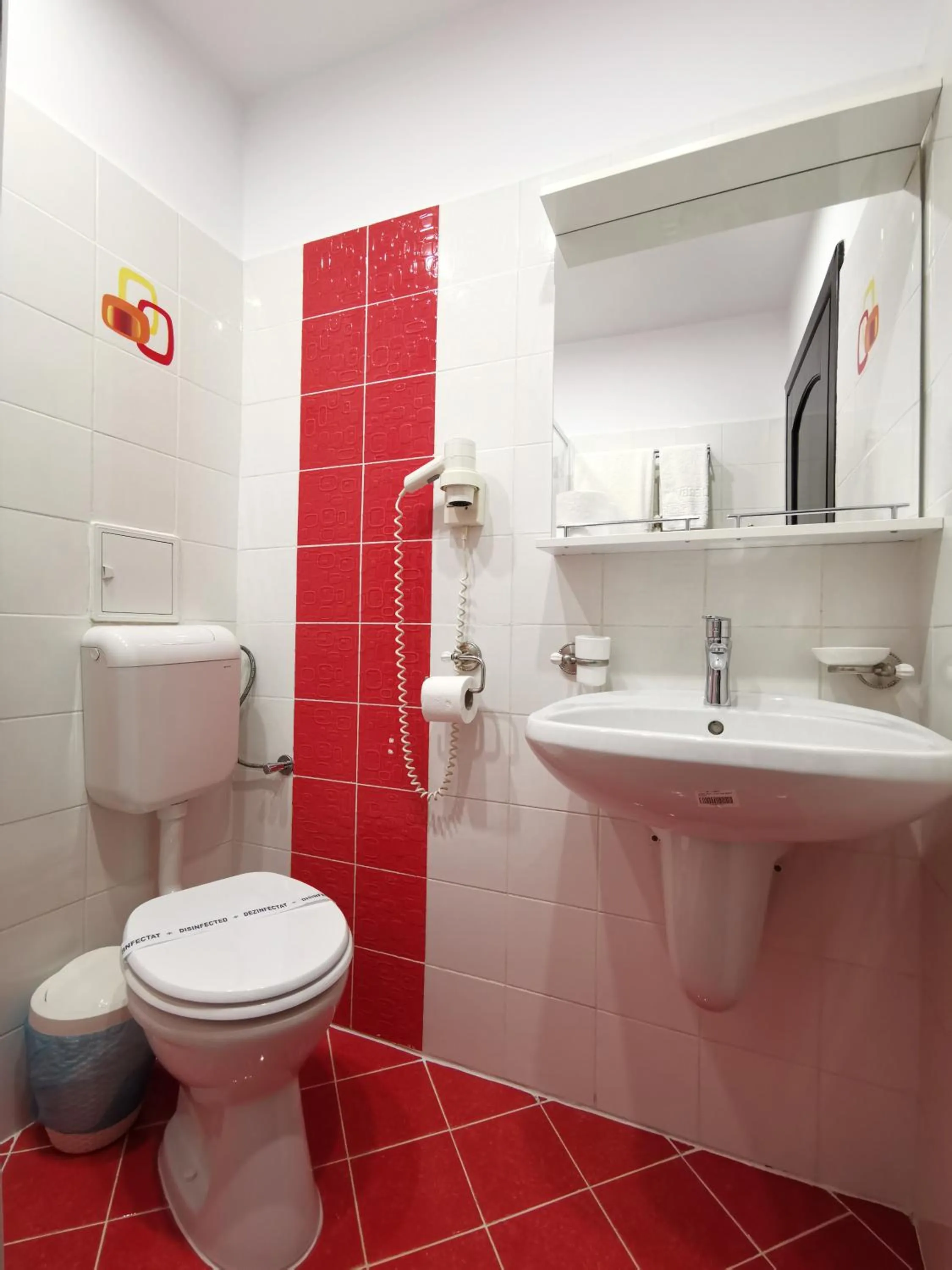 Bathroom in Hotel New Derby