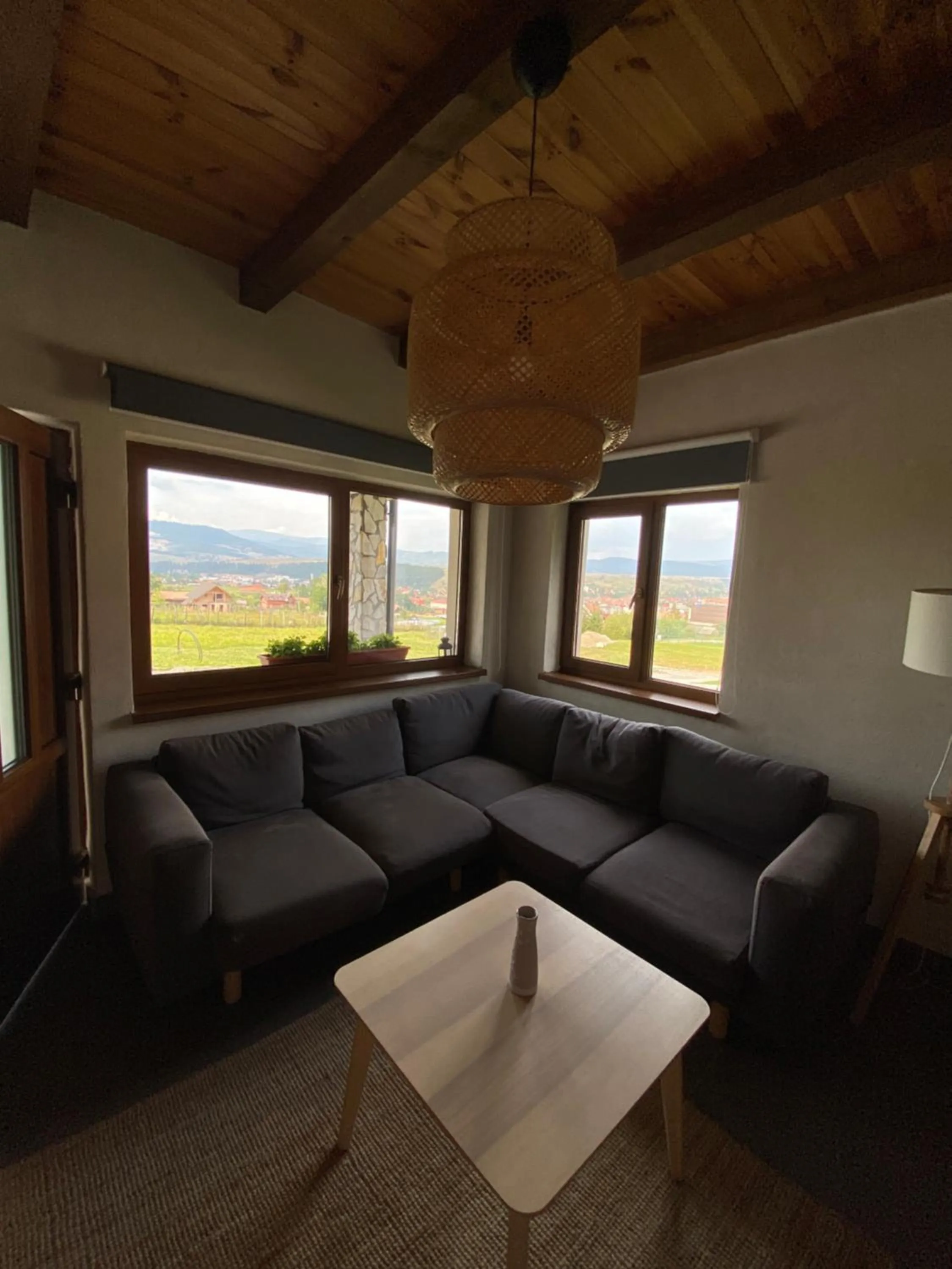 Living room in Pensiunea Banffy