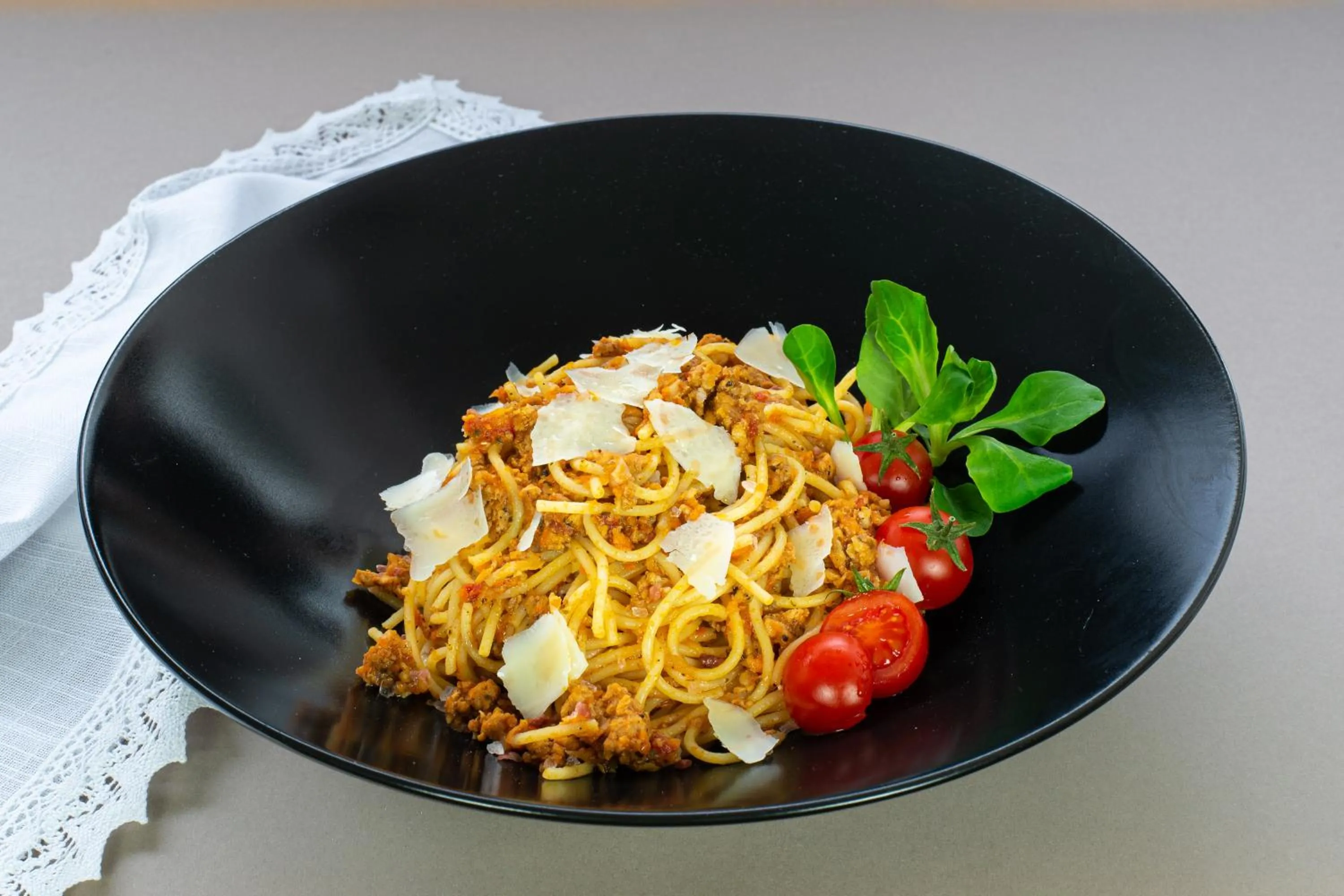 Restaurant/places to eat in Pensiunea Banffy