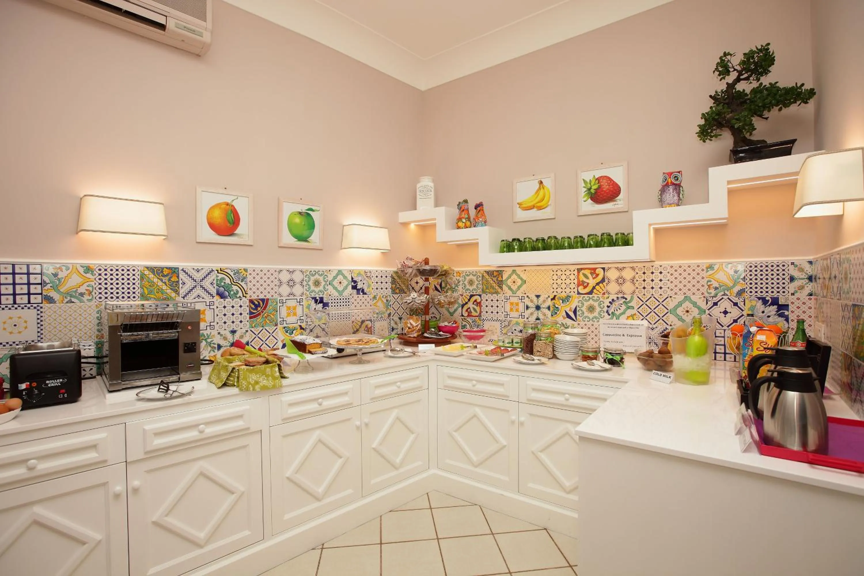 Decorative detail in Hotel Villa Di Sorrento