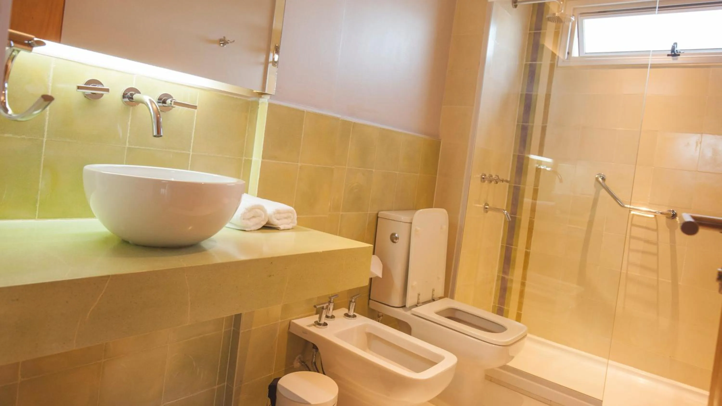 Bathroom in Amalinas Hotel