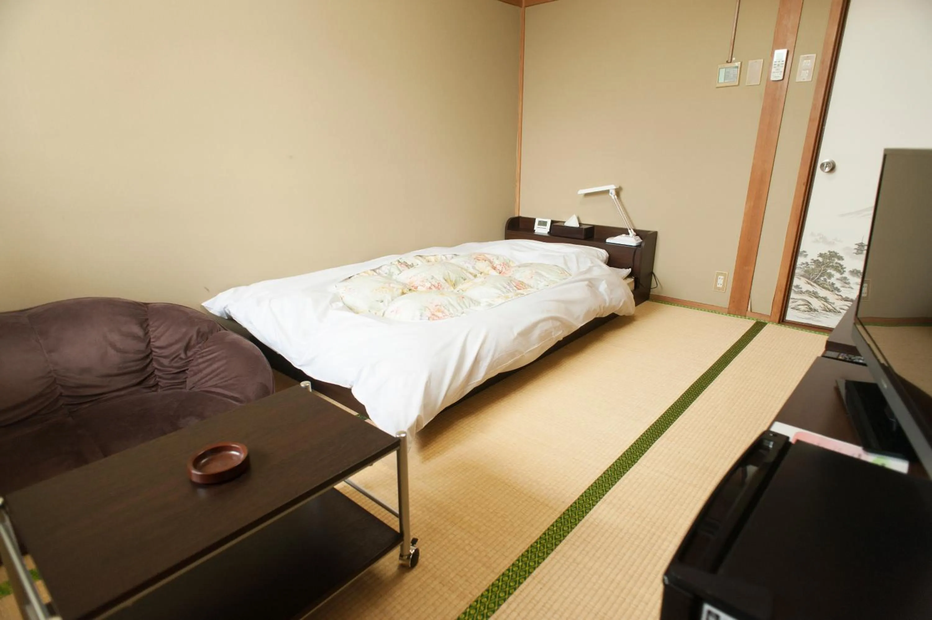 Bed in Masunoi