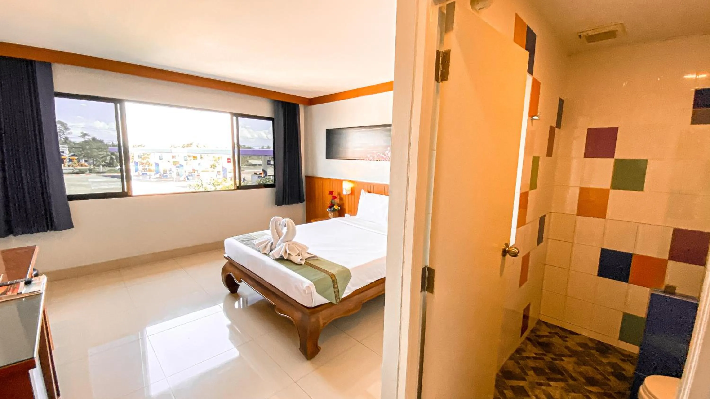 Photo of the whole room, Bed in K2 Hotel @ Airport