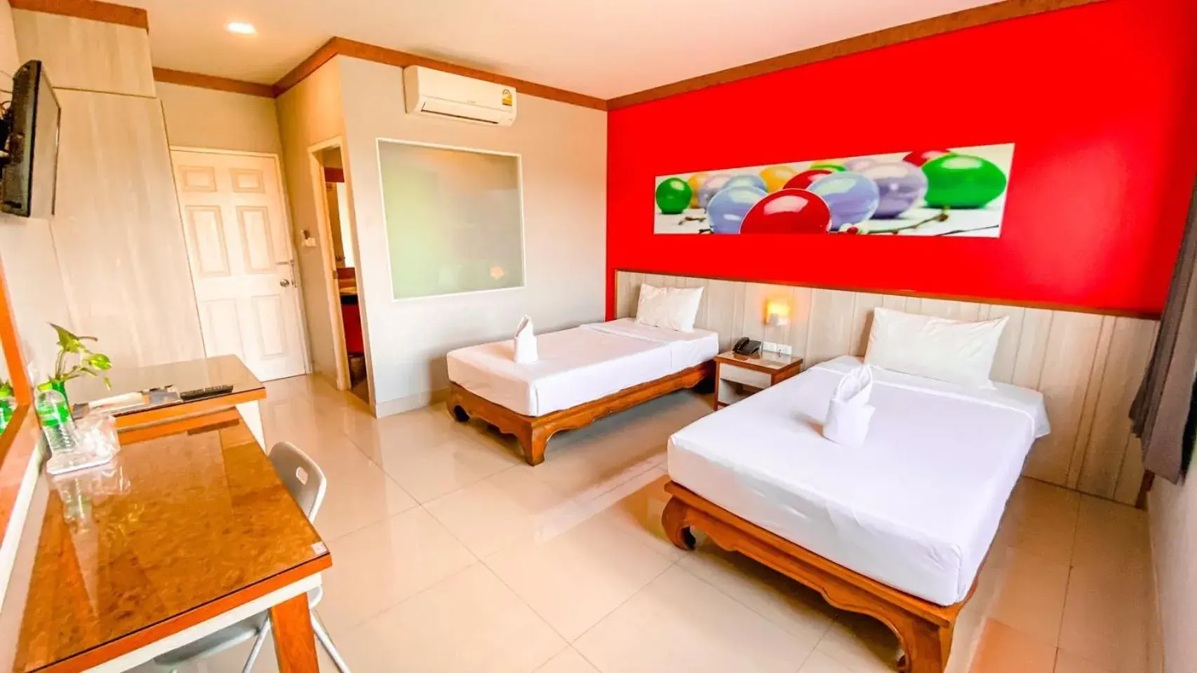 Standard Twin Room in K2 Hotel @ Airport Standard Twin Room in K2 Hotel @ Airport