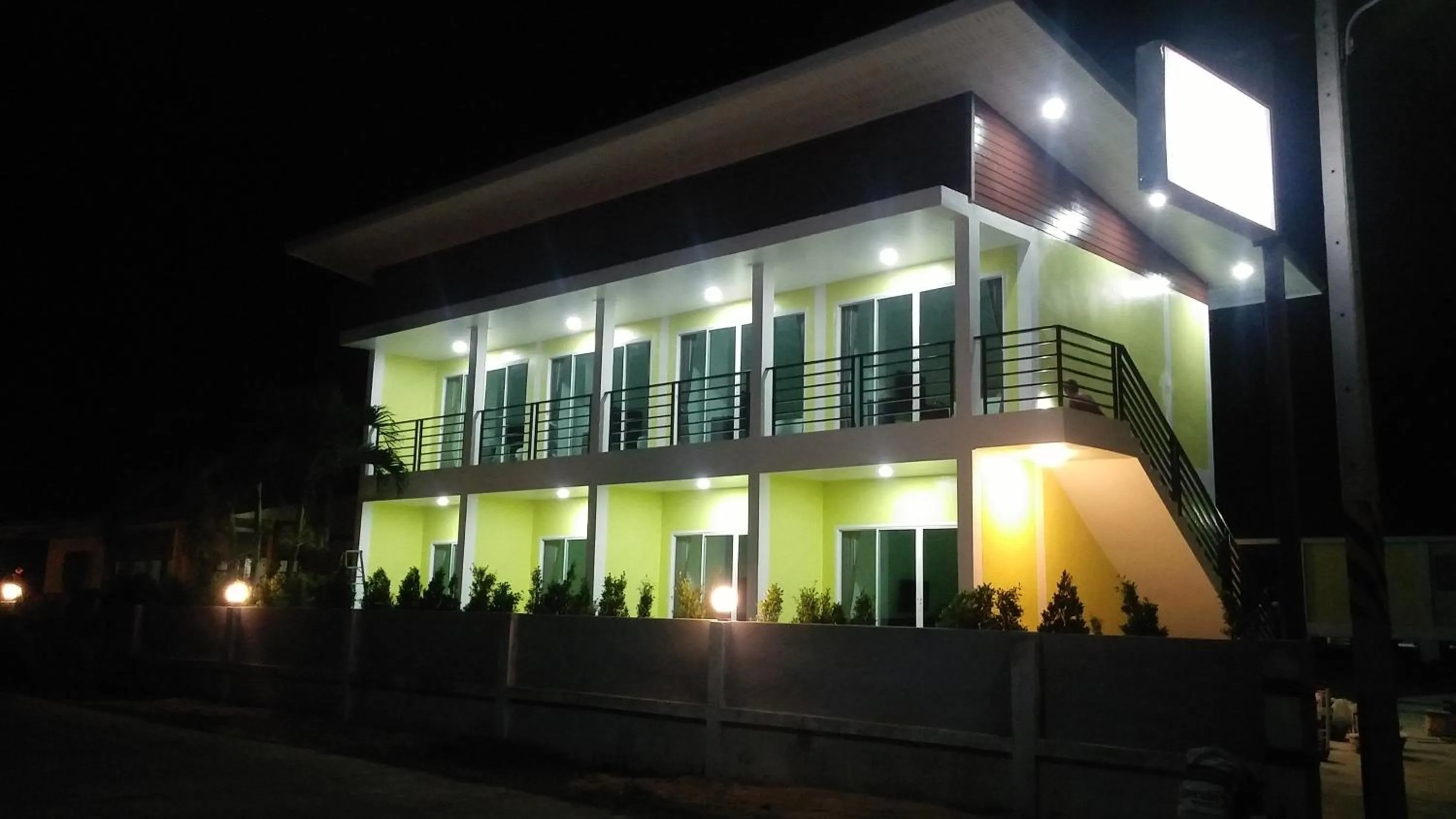 Property building in Thipburee Resort
