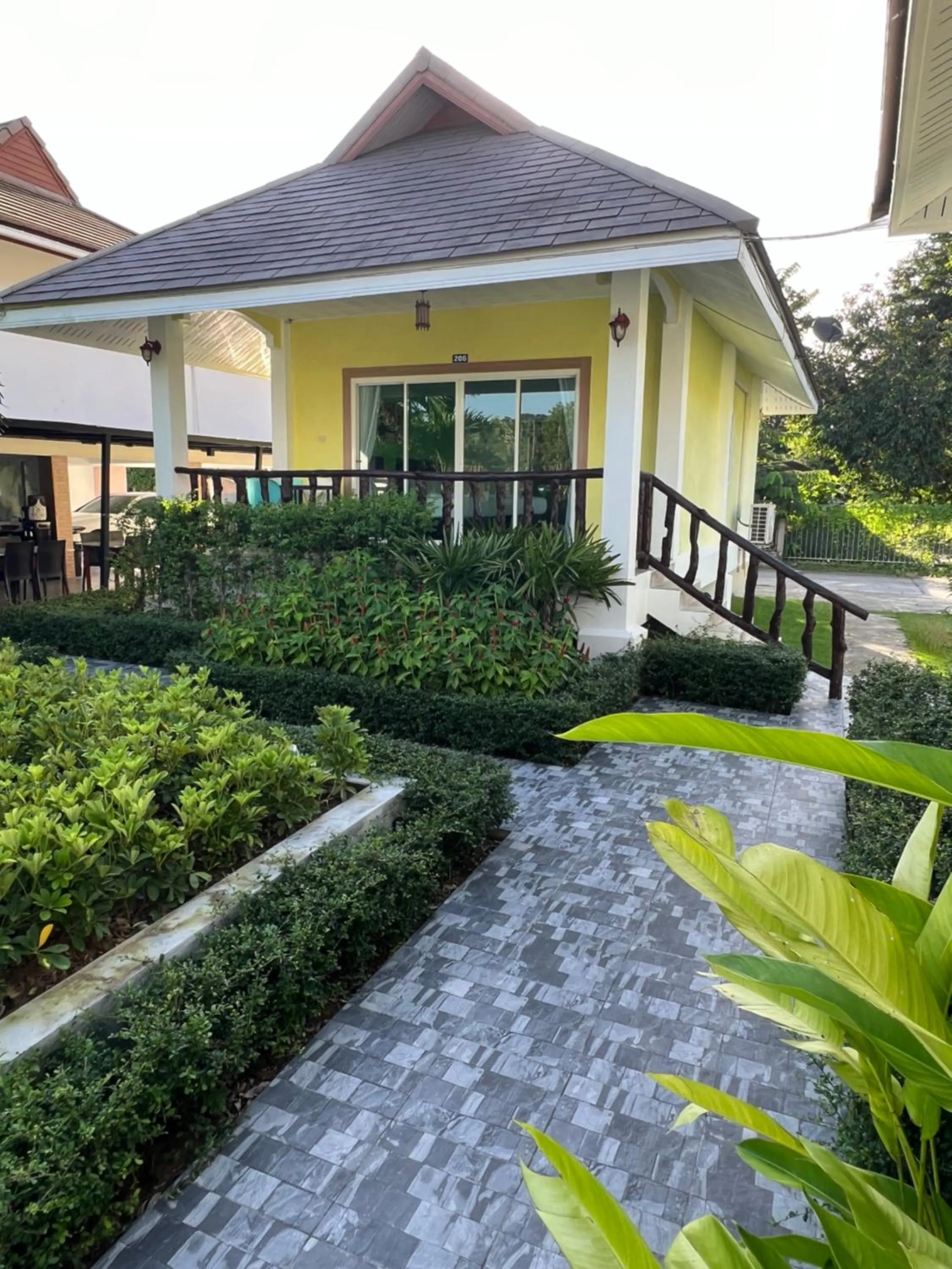 Property building in Thipburee Resort