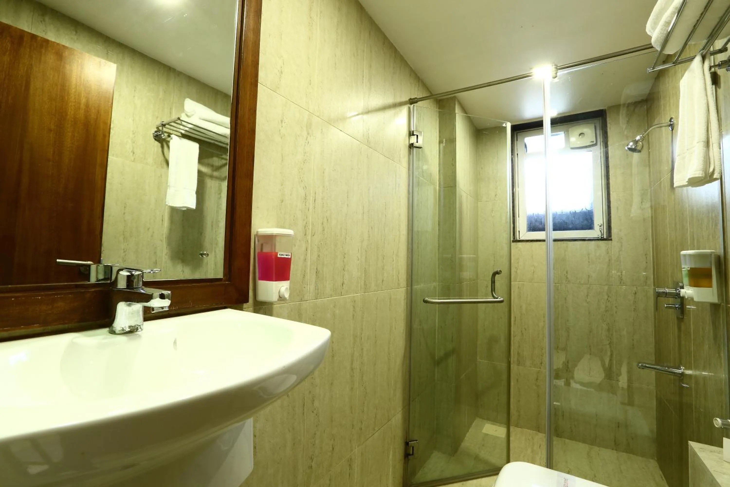 Shower in The Altruist Business Hotel Andheri