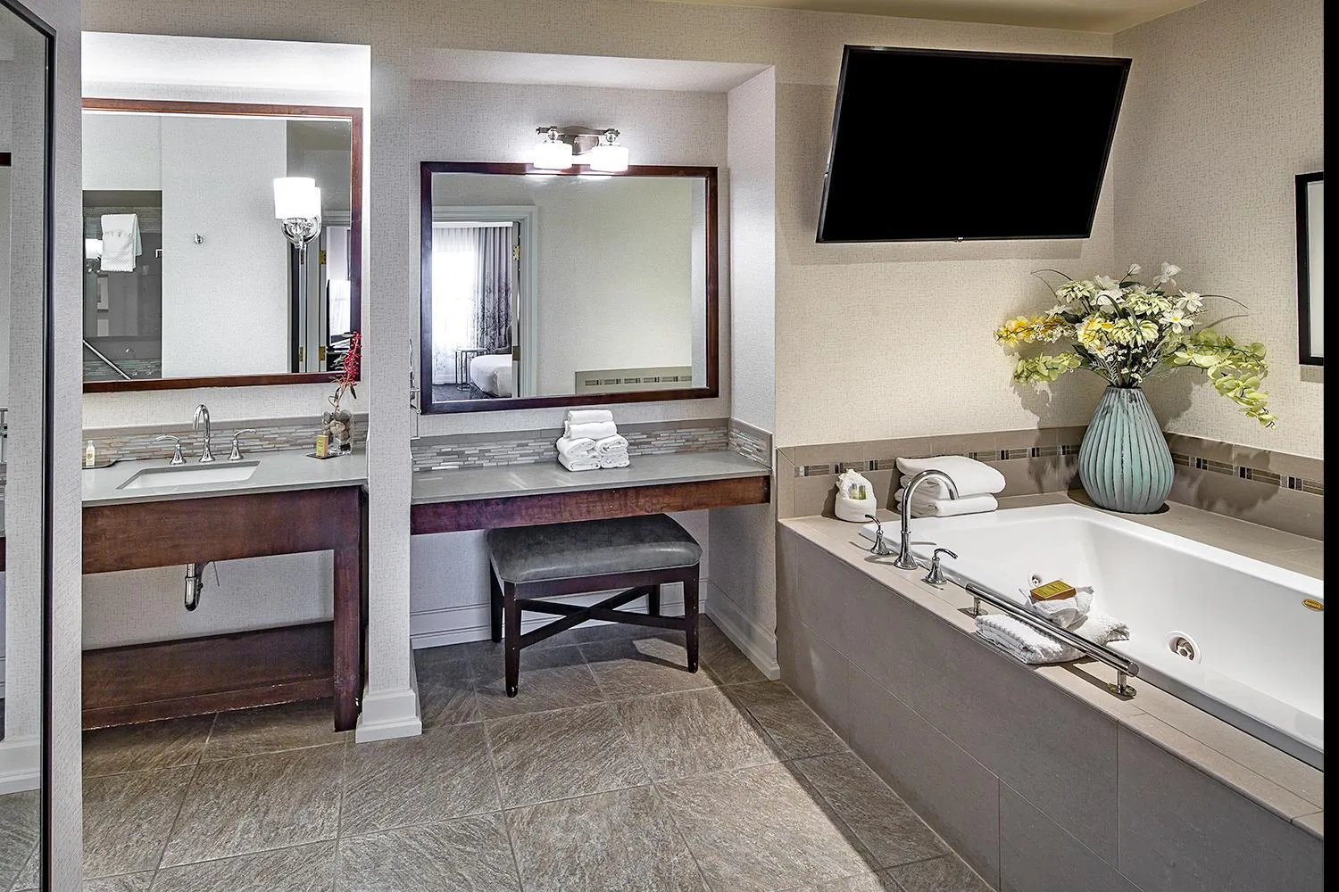 DoubleTree by Hilton Modesto