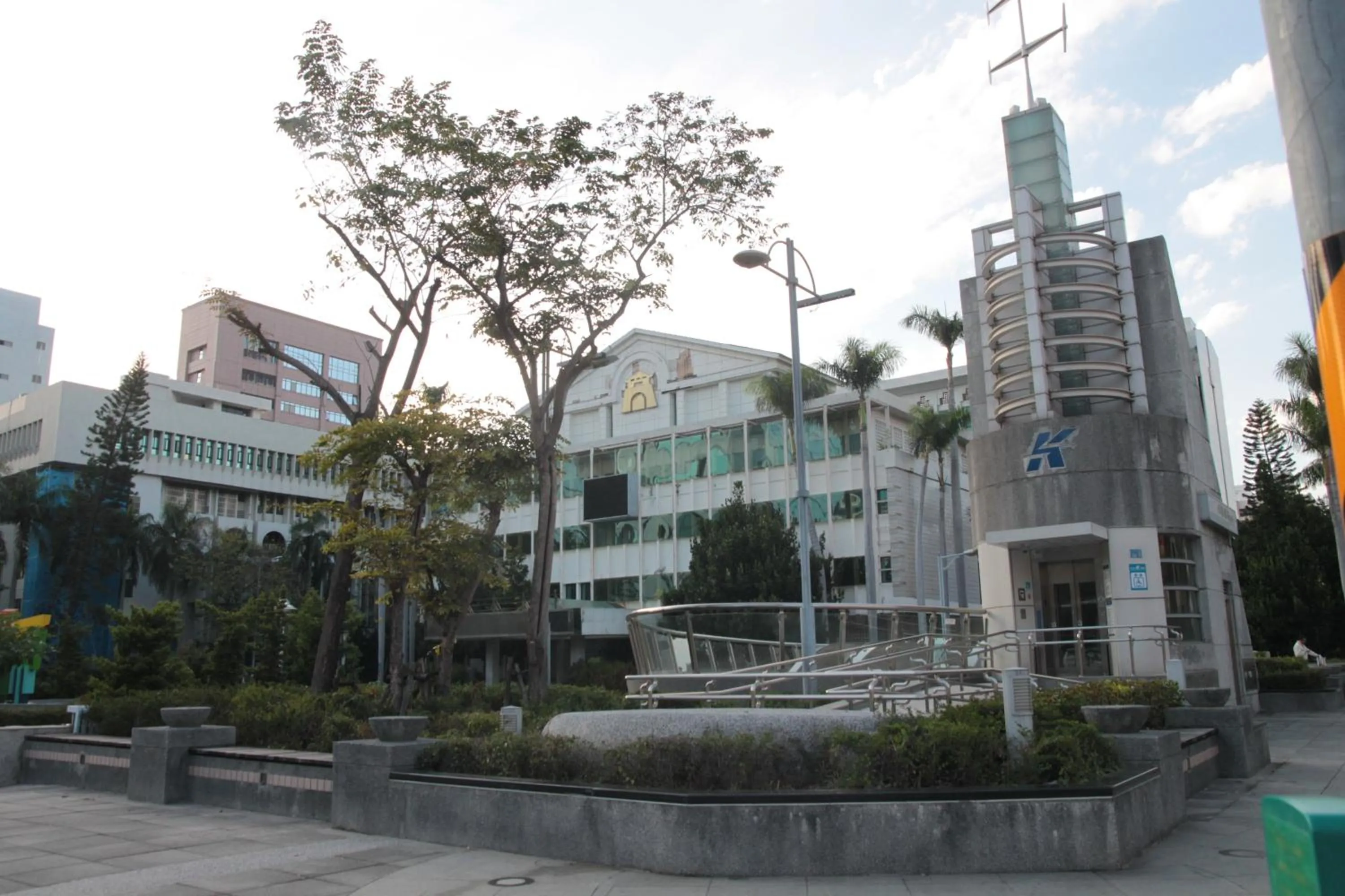 Nearby landmark in M Hotel