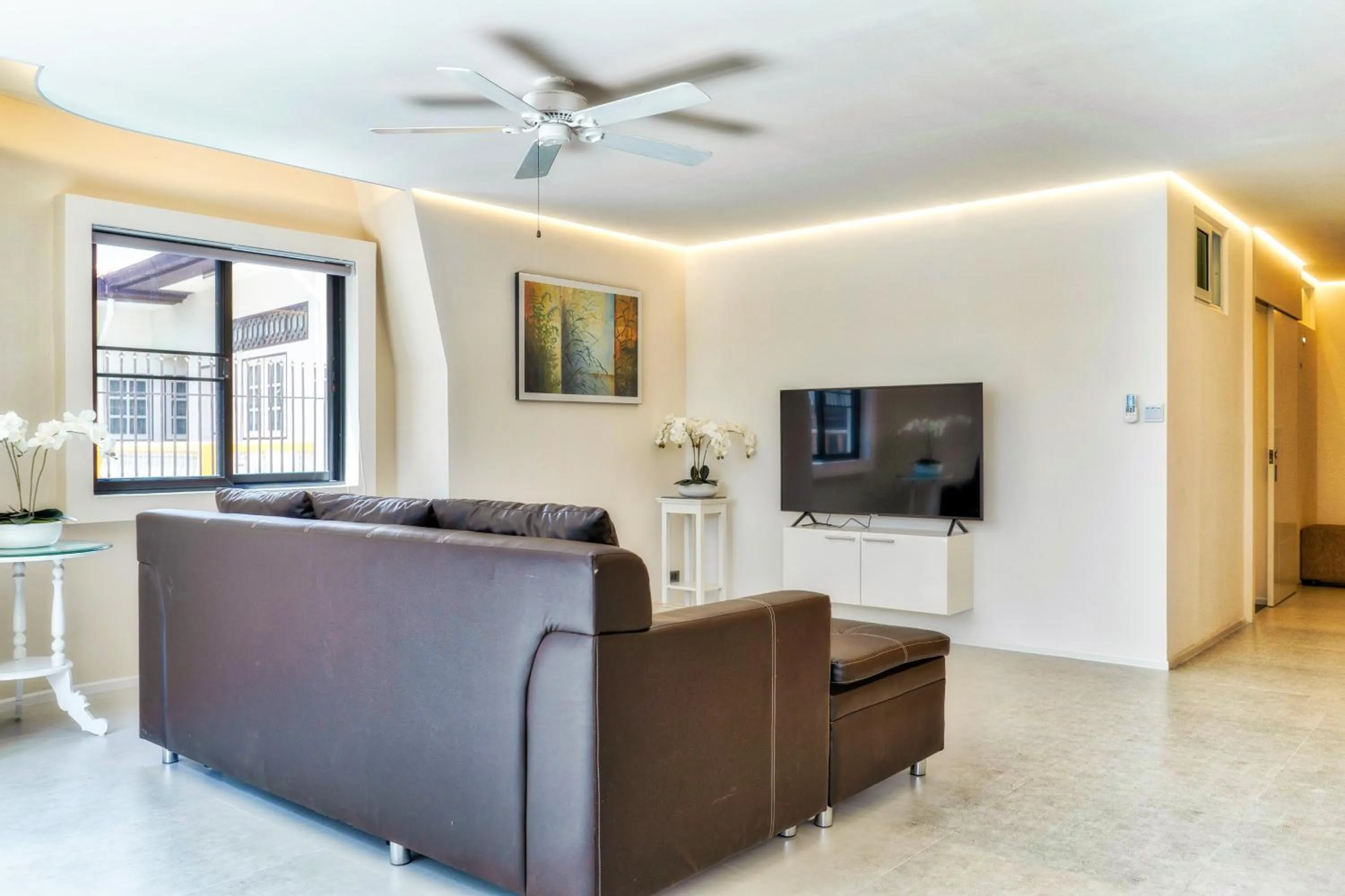 Living room in Viengping Mansion