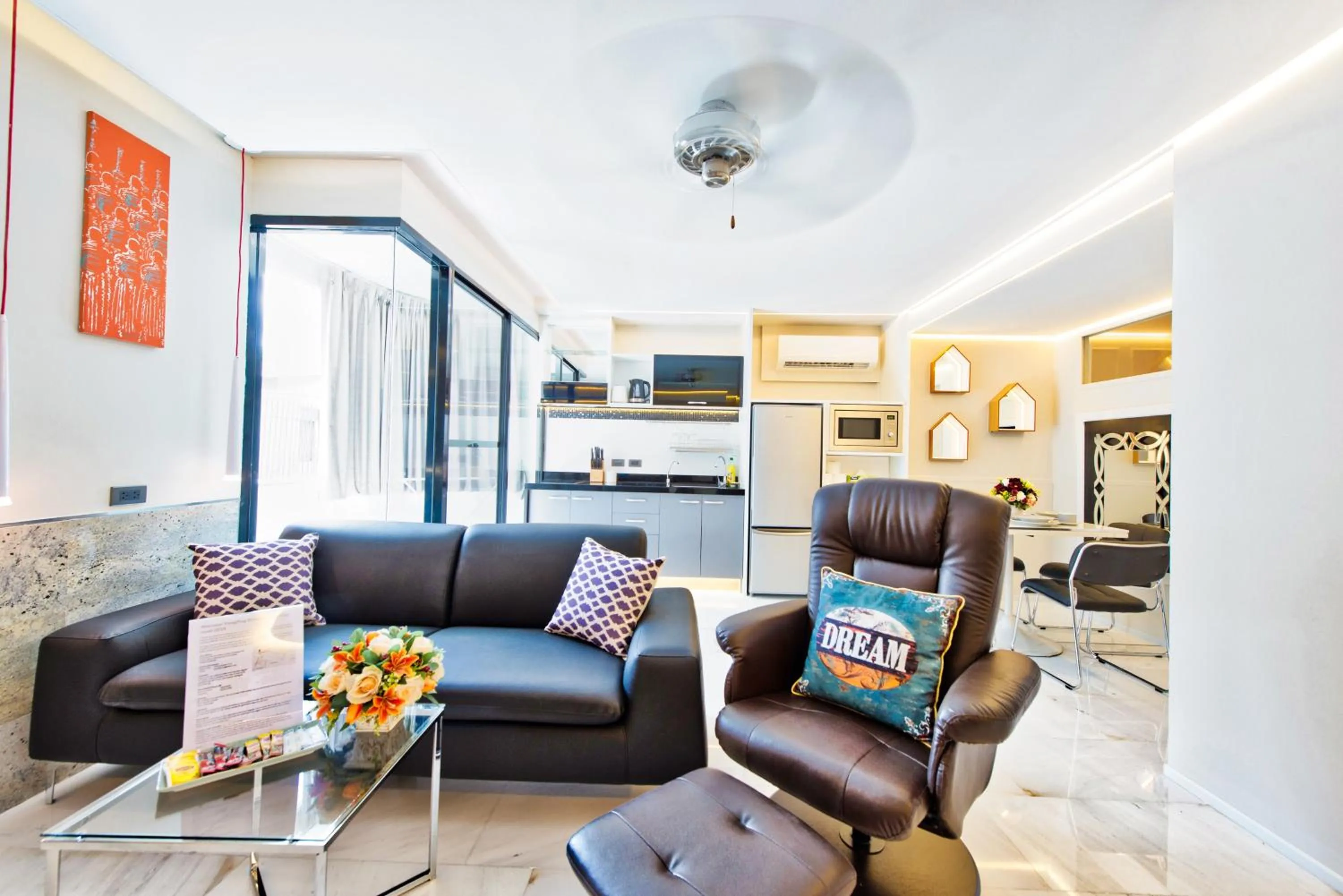 Living room in Viengping Mansion