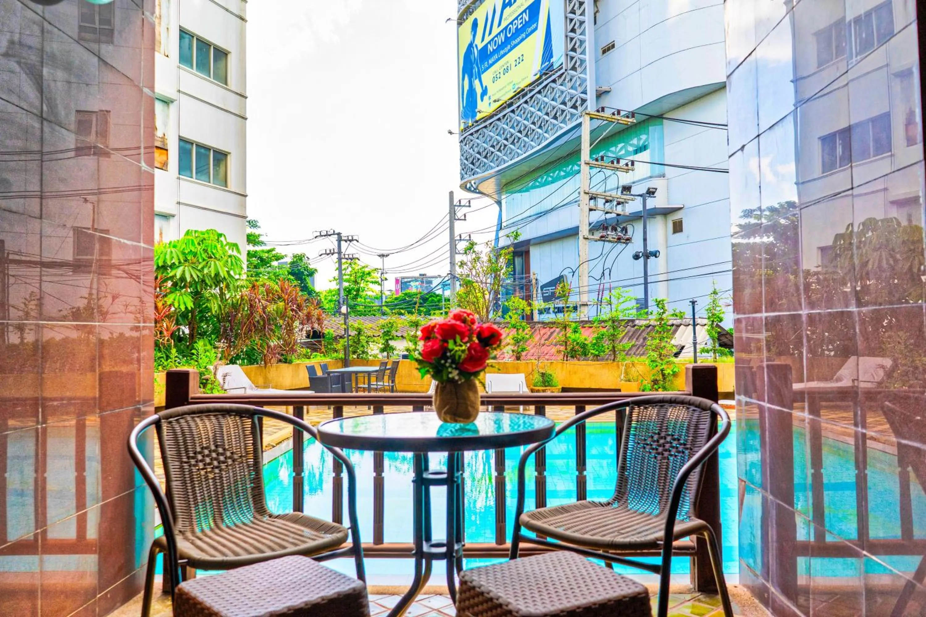 Balcony/Terrace in Viengping Mansion