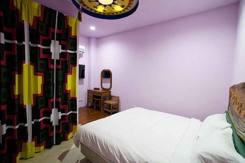 Photo of the whole room, Bed in Makabahi B&B