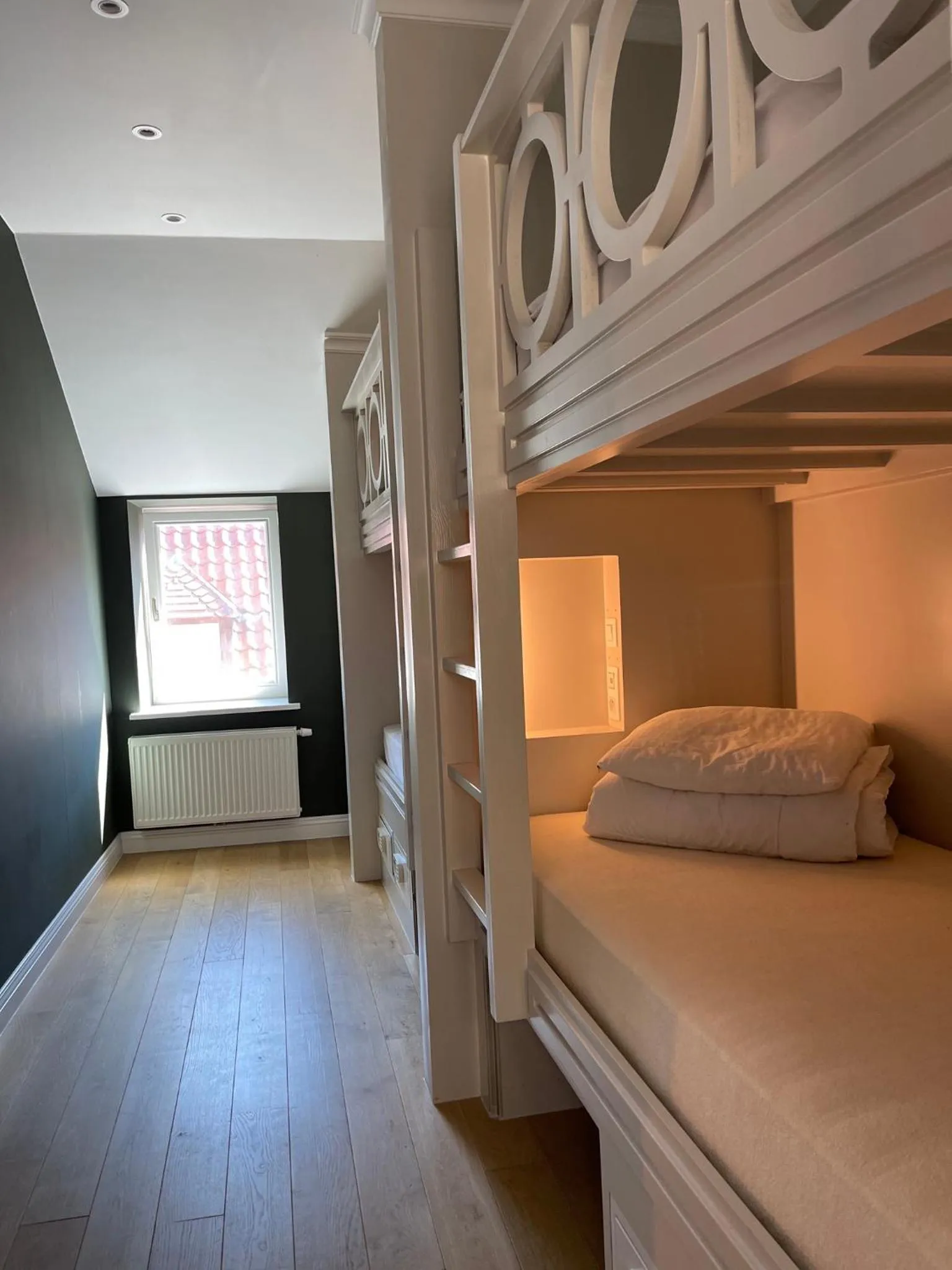 Property building, Bed in Hostel Lybeer Bruges