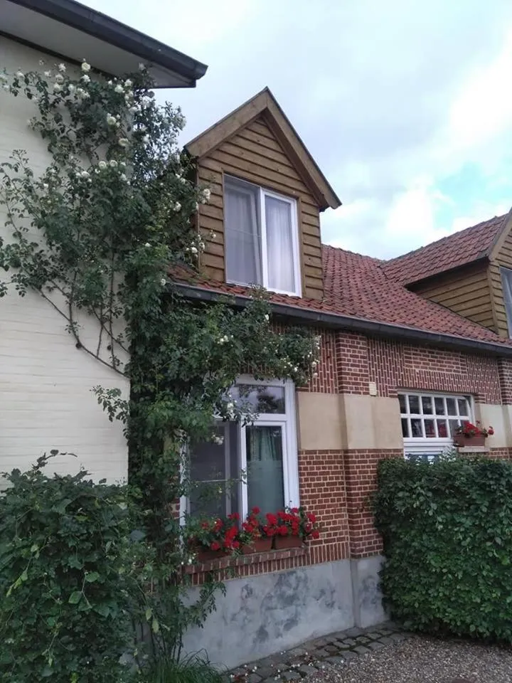 Facade/entrance in De Blauwe Maaten