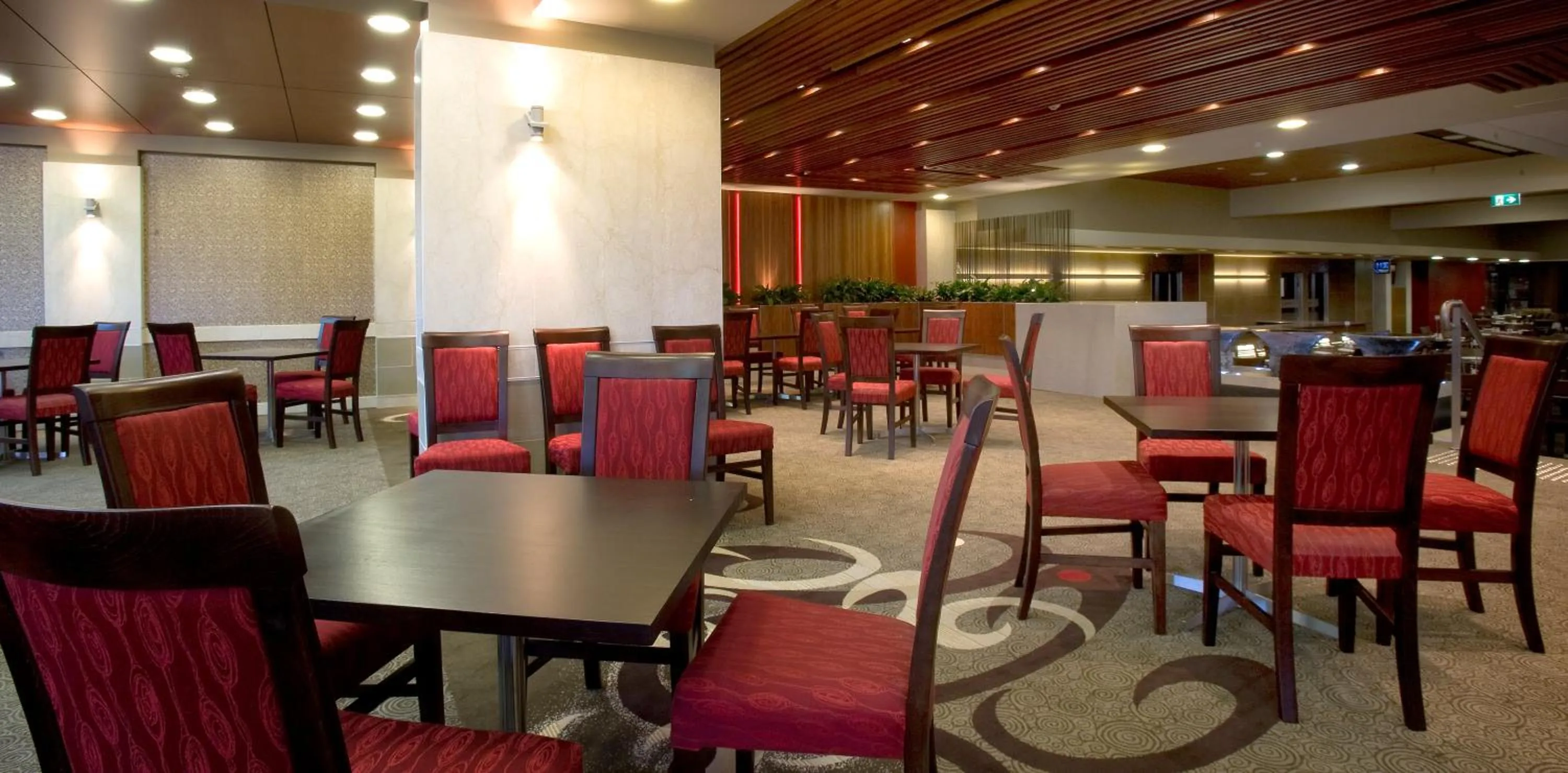 Restaurant/places to eat in Mercure Sydney Liverpool