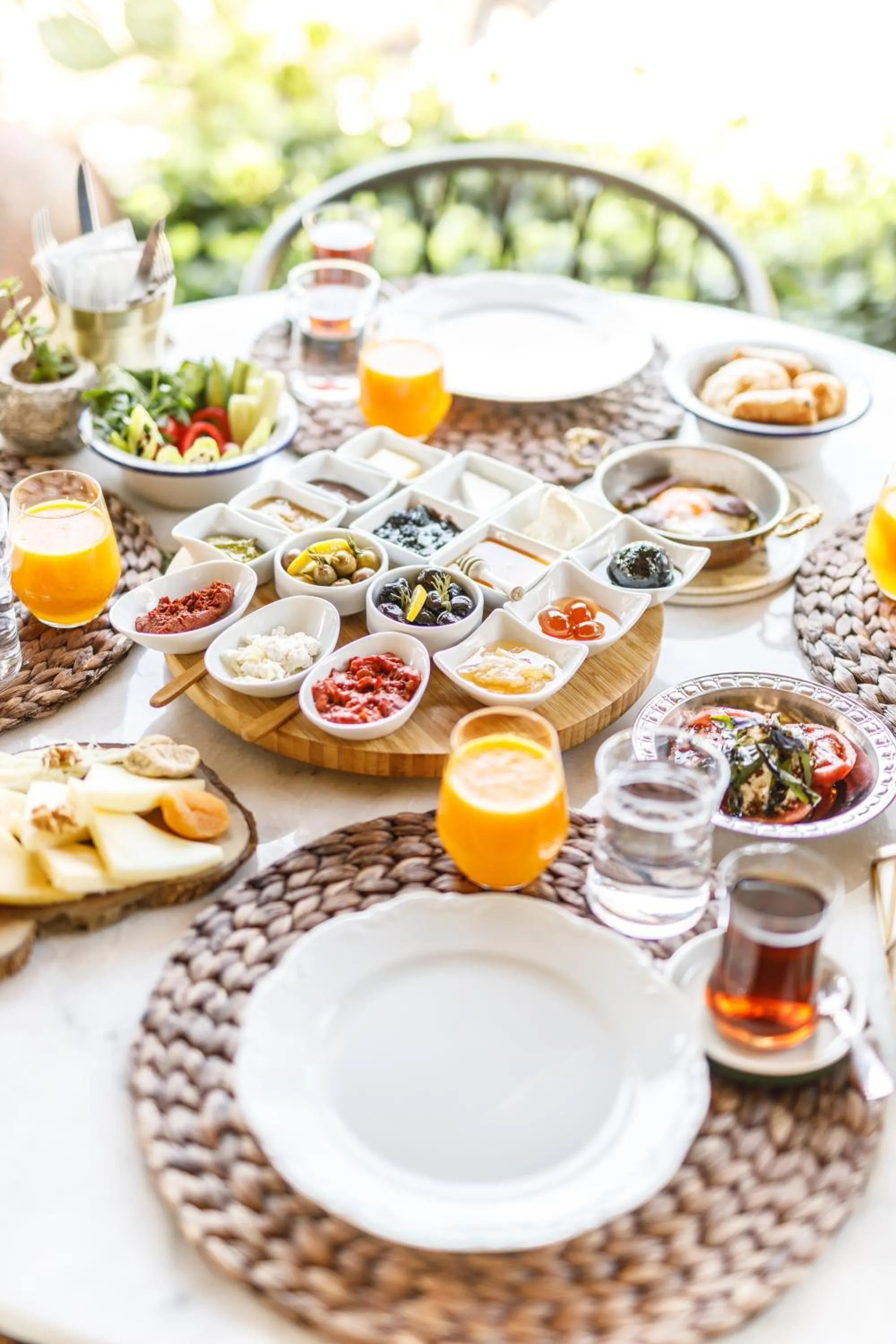 Food and drinks in Alacatı Port Ladera Hotel - Adult Only