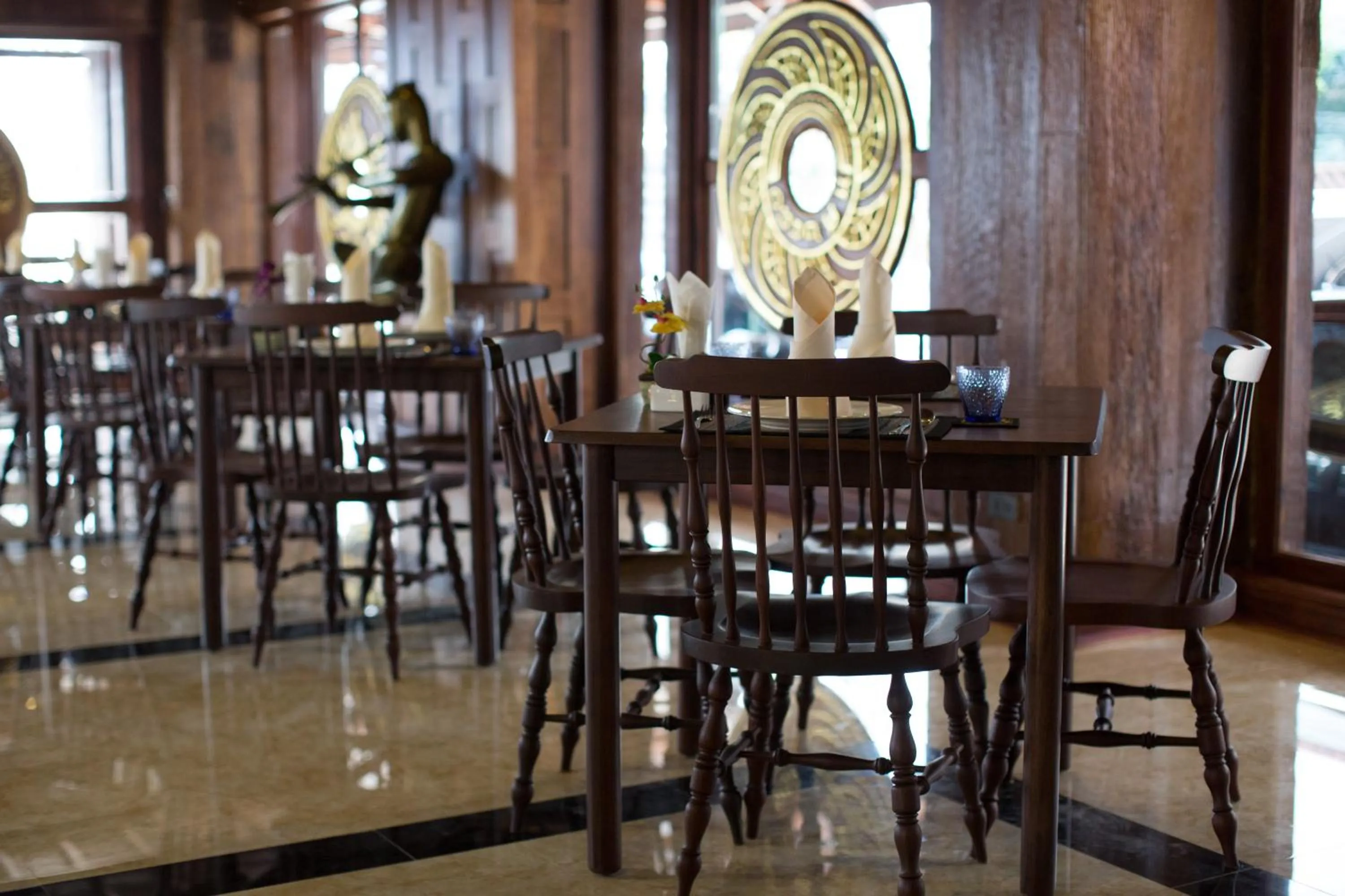 Restaurant/places to eat in True Siam Rangnam Hotel