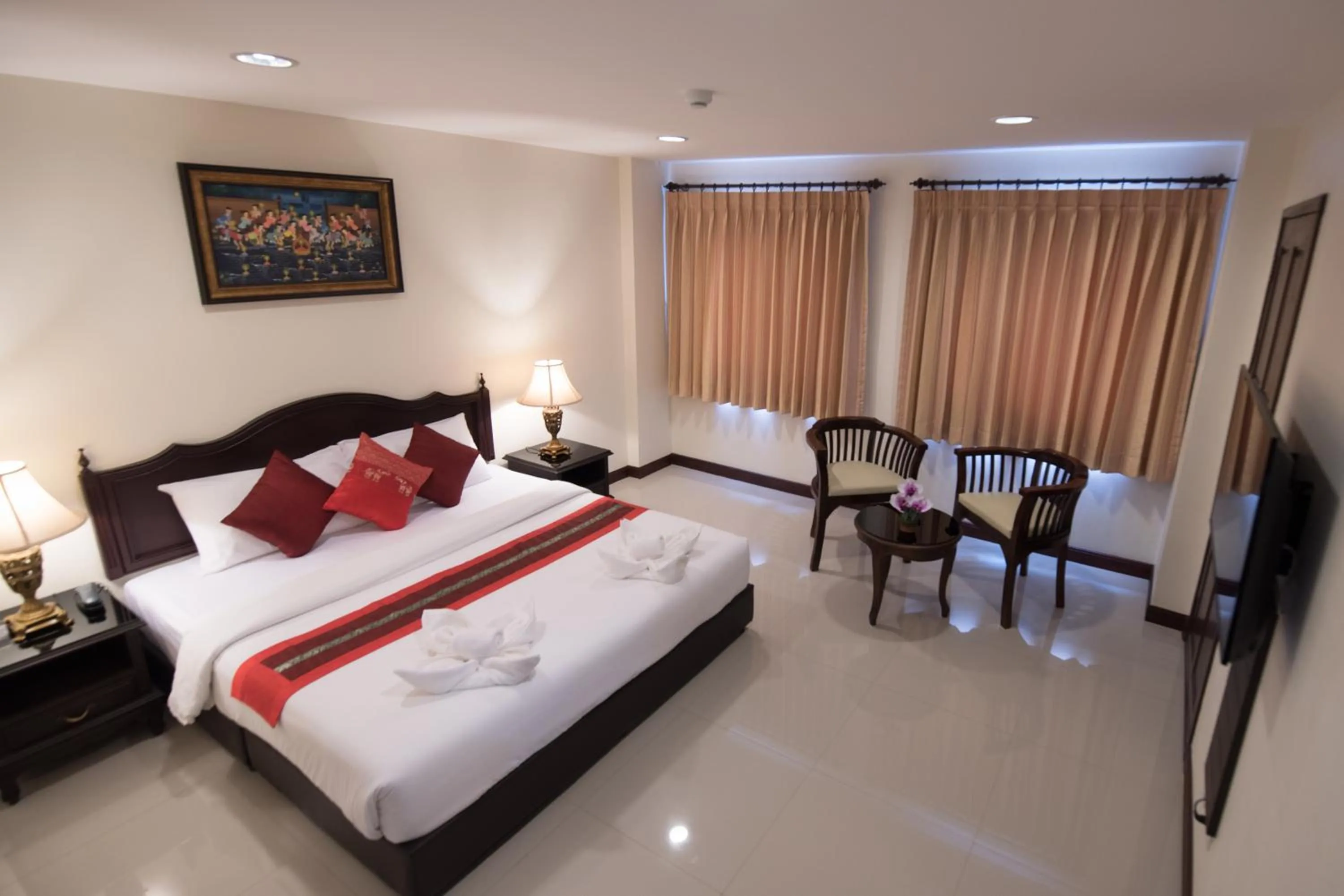 Photo of the whole room, Bed in True Siam Rangnam Hotel