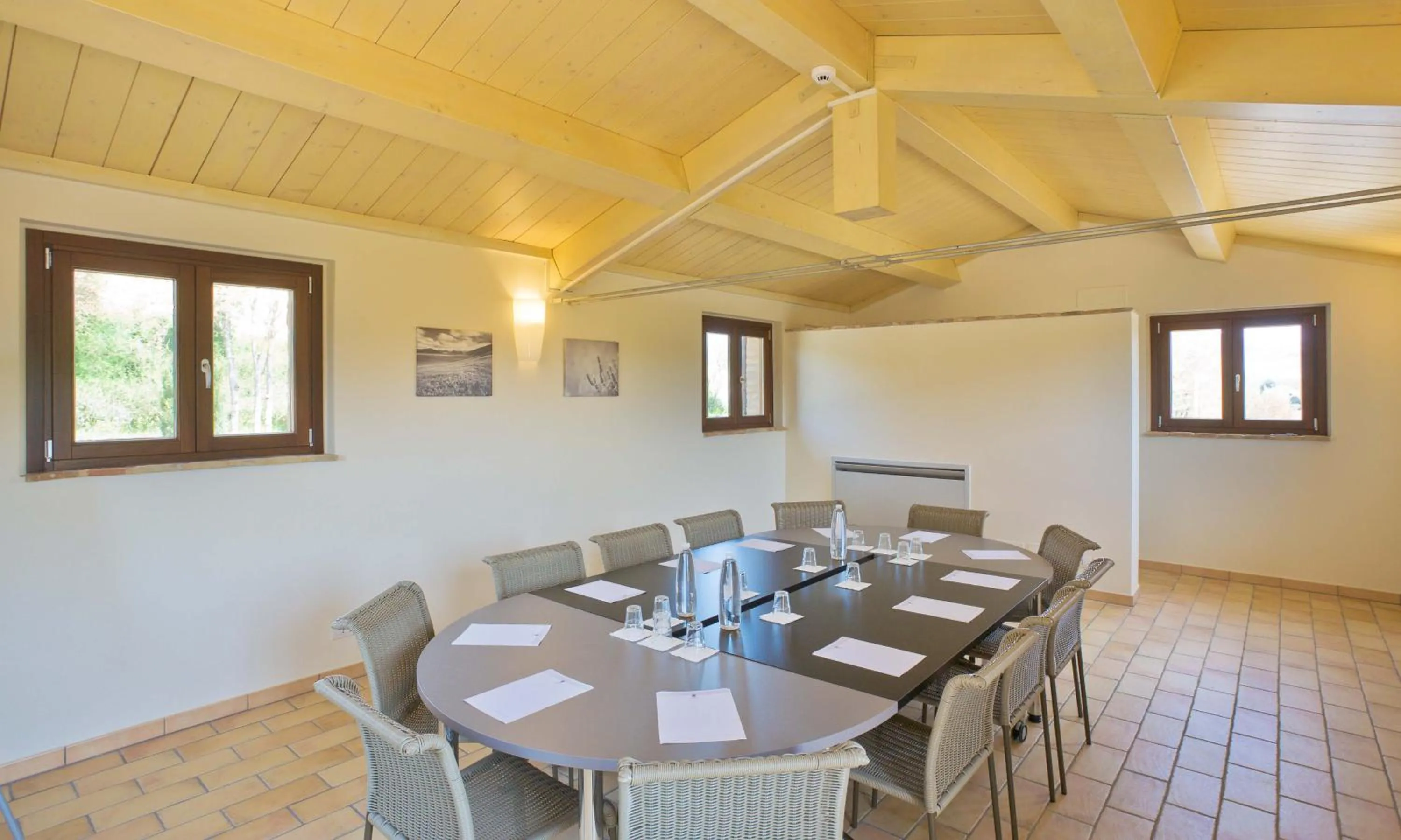 Meeting/conference room in Villa Gens Camuria