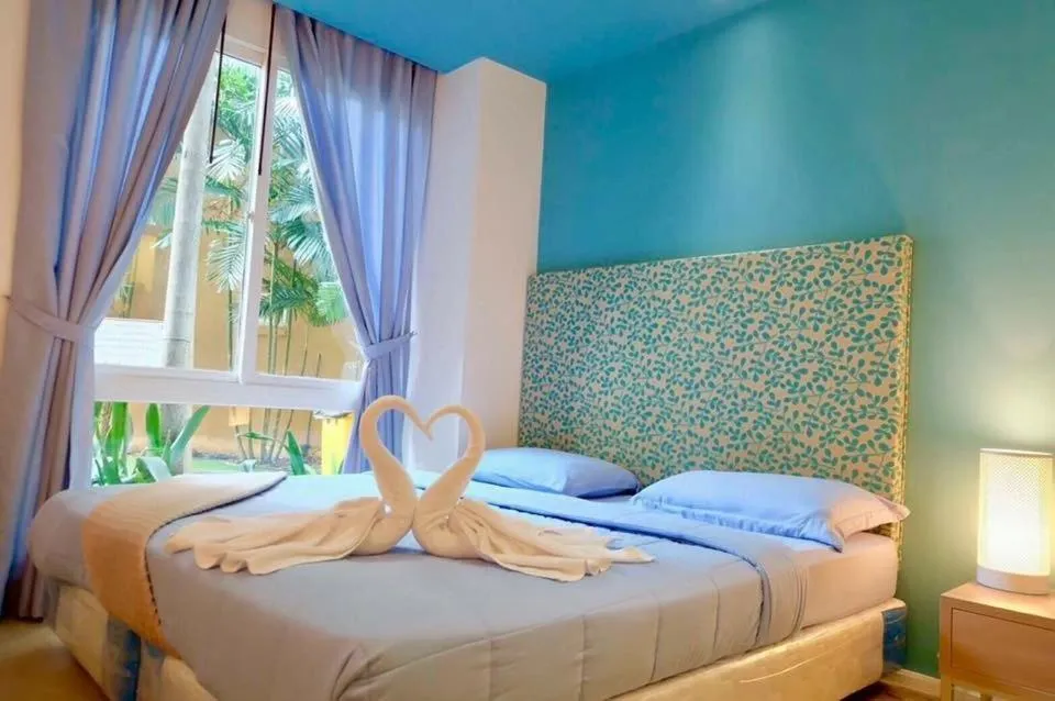Bed in Atlantic Condo Resort Pattaya by Panisara