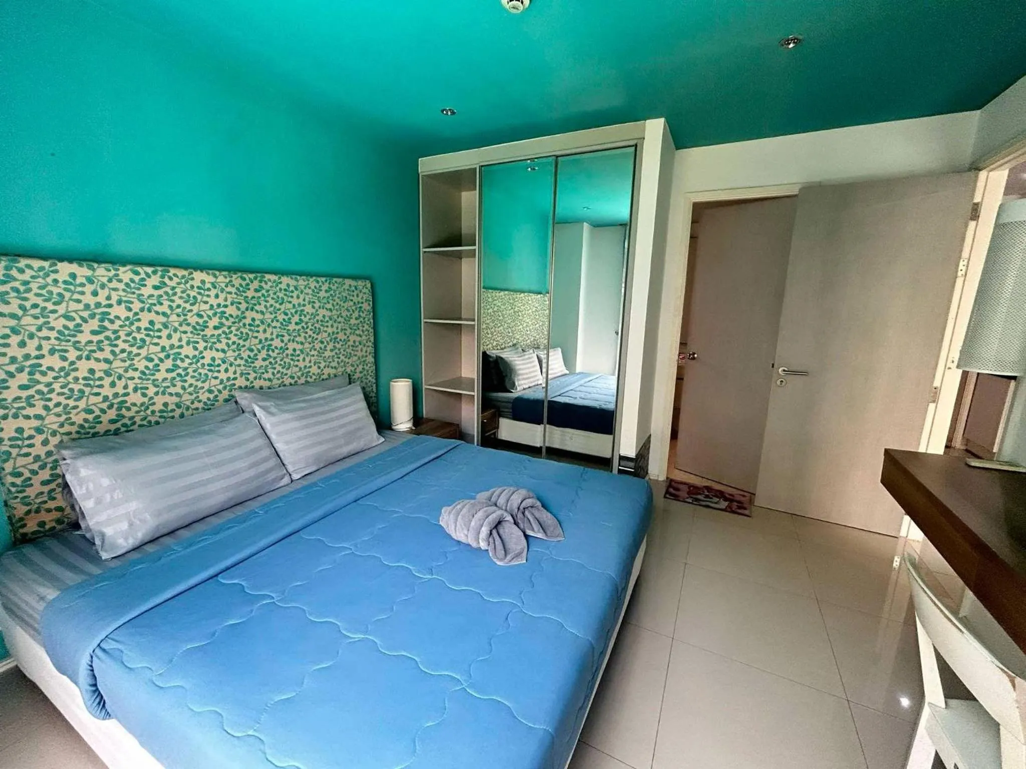 Bed in Atlantic Condo Resort Pattaya by Panisara