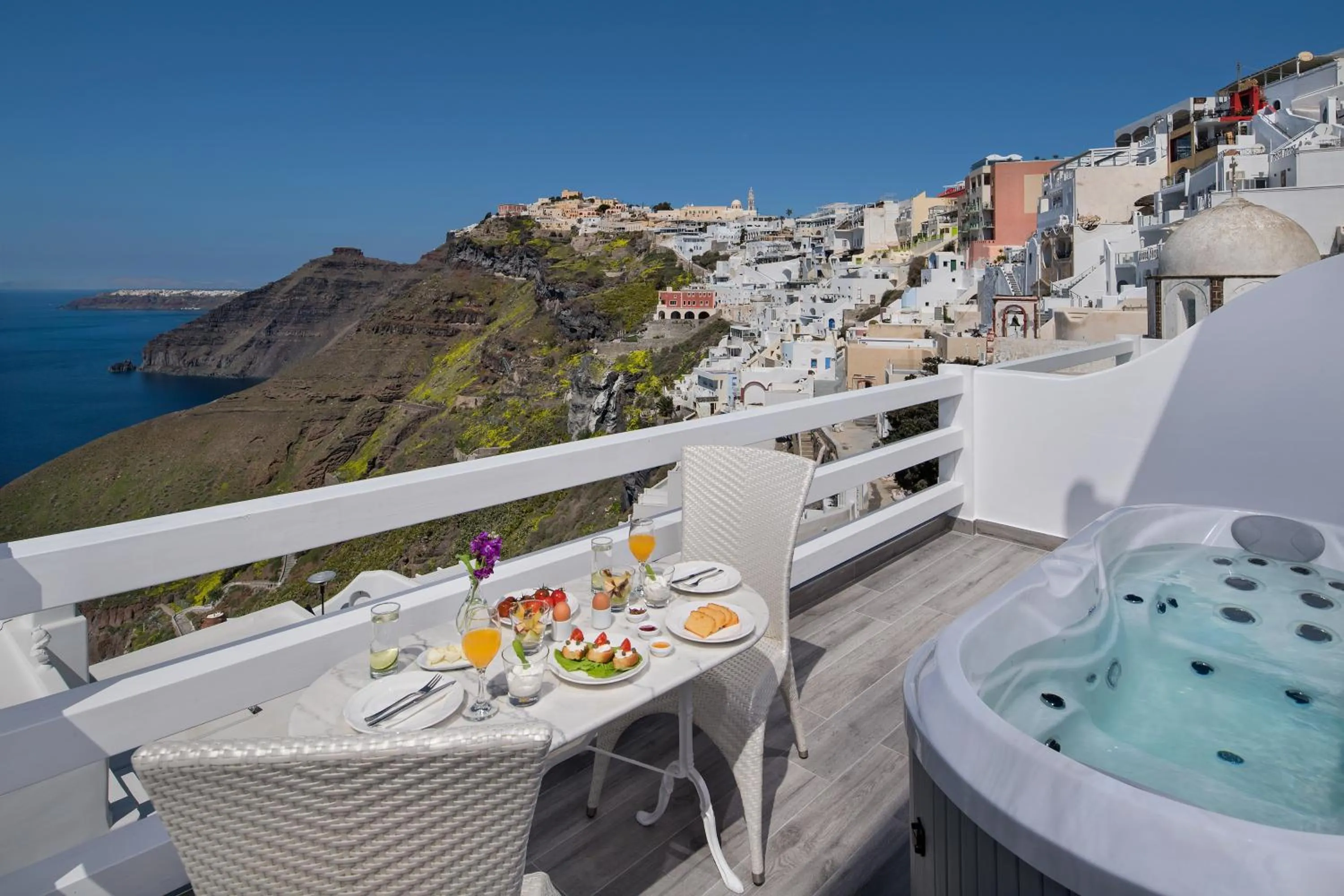 Balcony/Terrace in Hotel Thireas