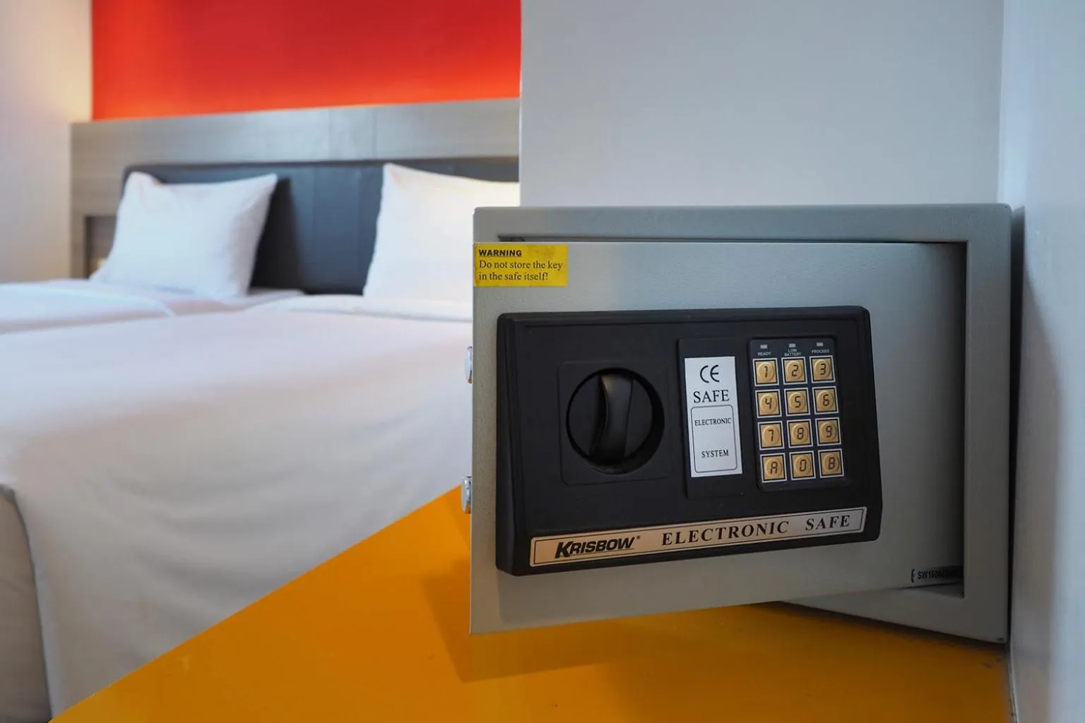 Bedroom, Bed in Amaris Hotel Sriwedari Solo