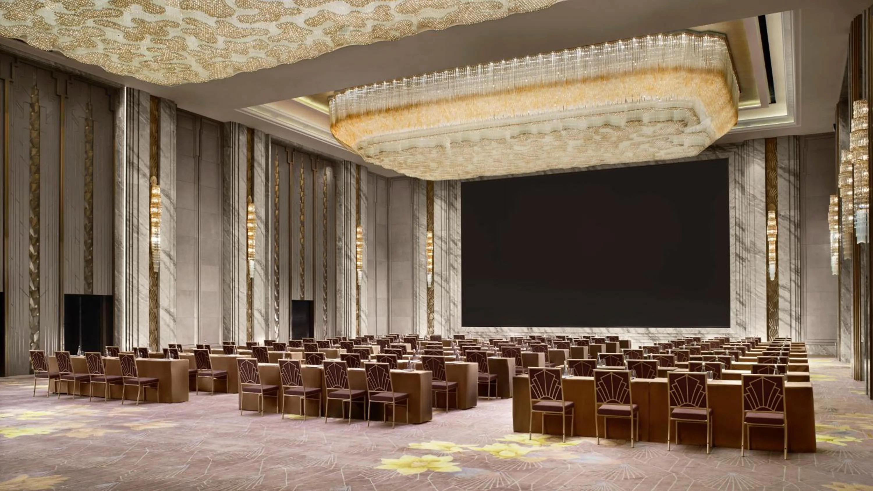 Meeting/conference room in The St. Regis on the Bund, Shanghai