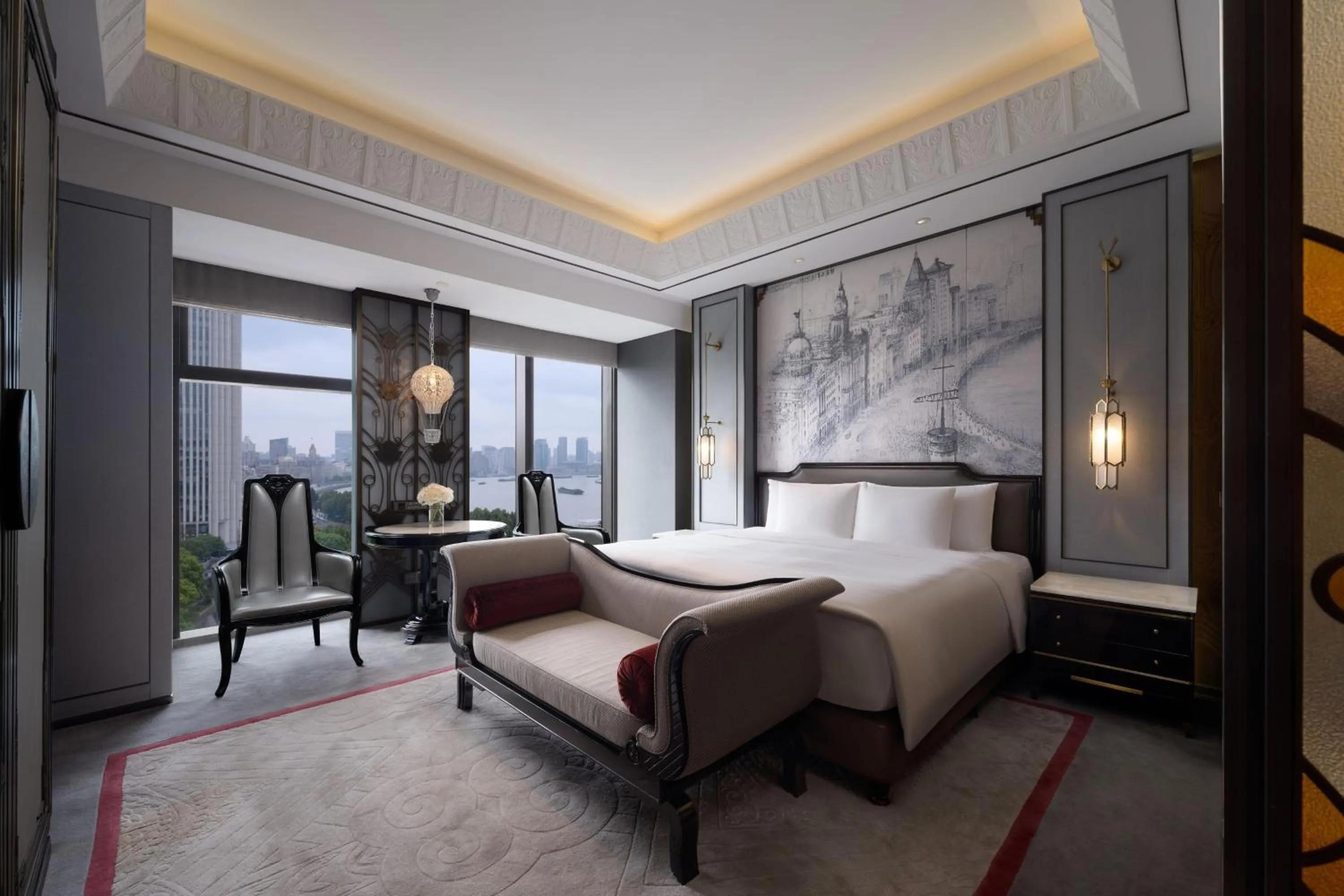 Photo of the whole room, Bed in The St. Regis on the Bund, Shanghai