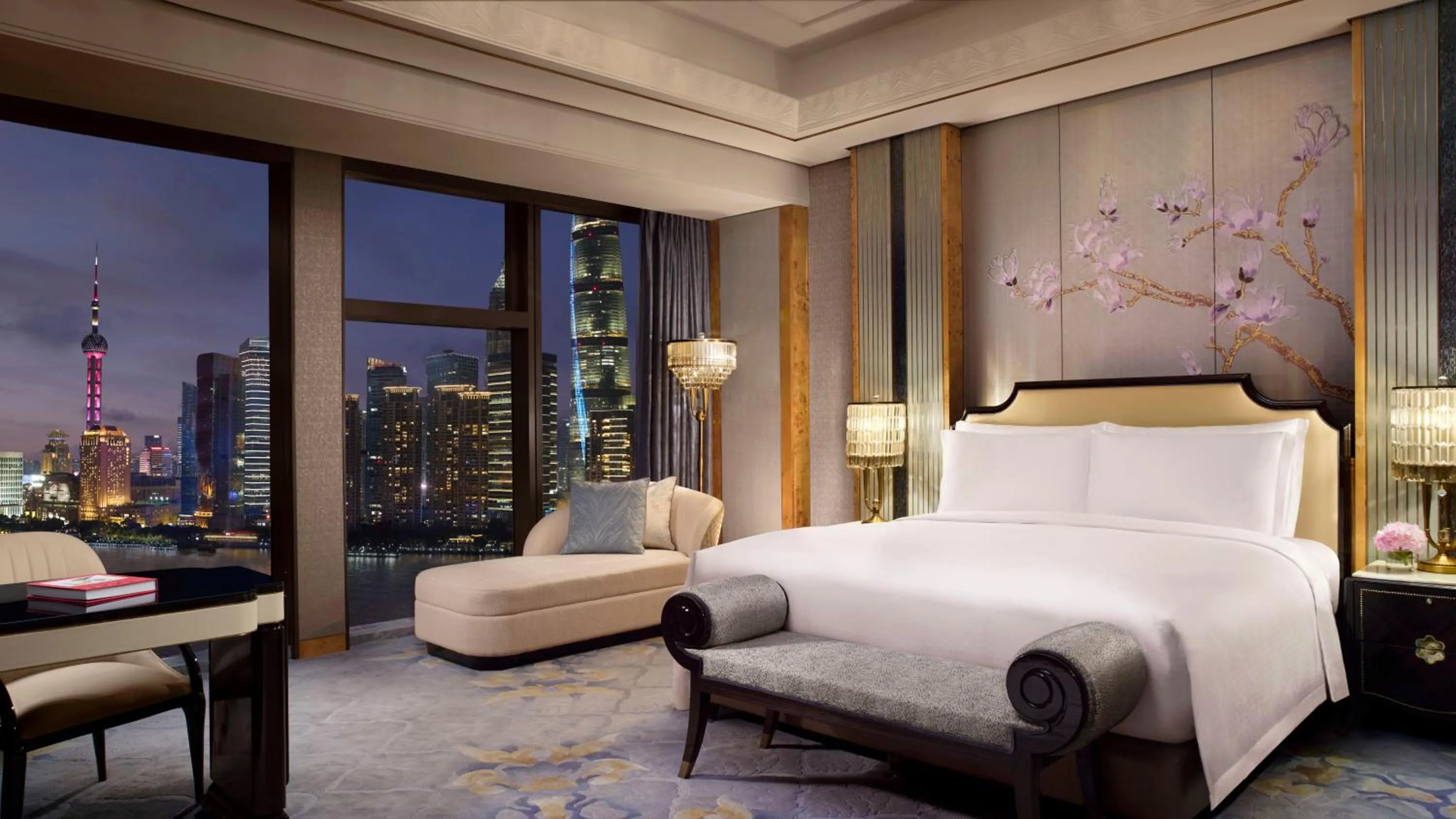 Bed in The St. Regis on the Bund, Shanghai