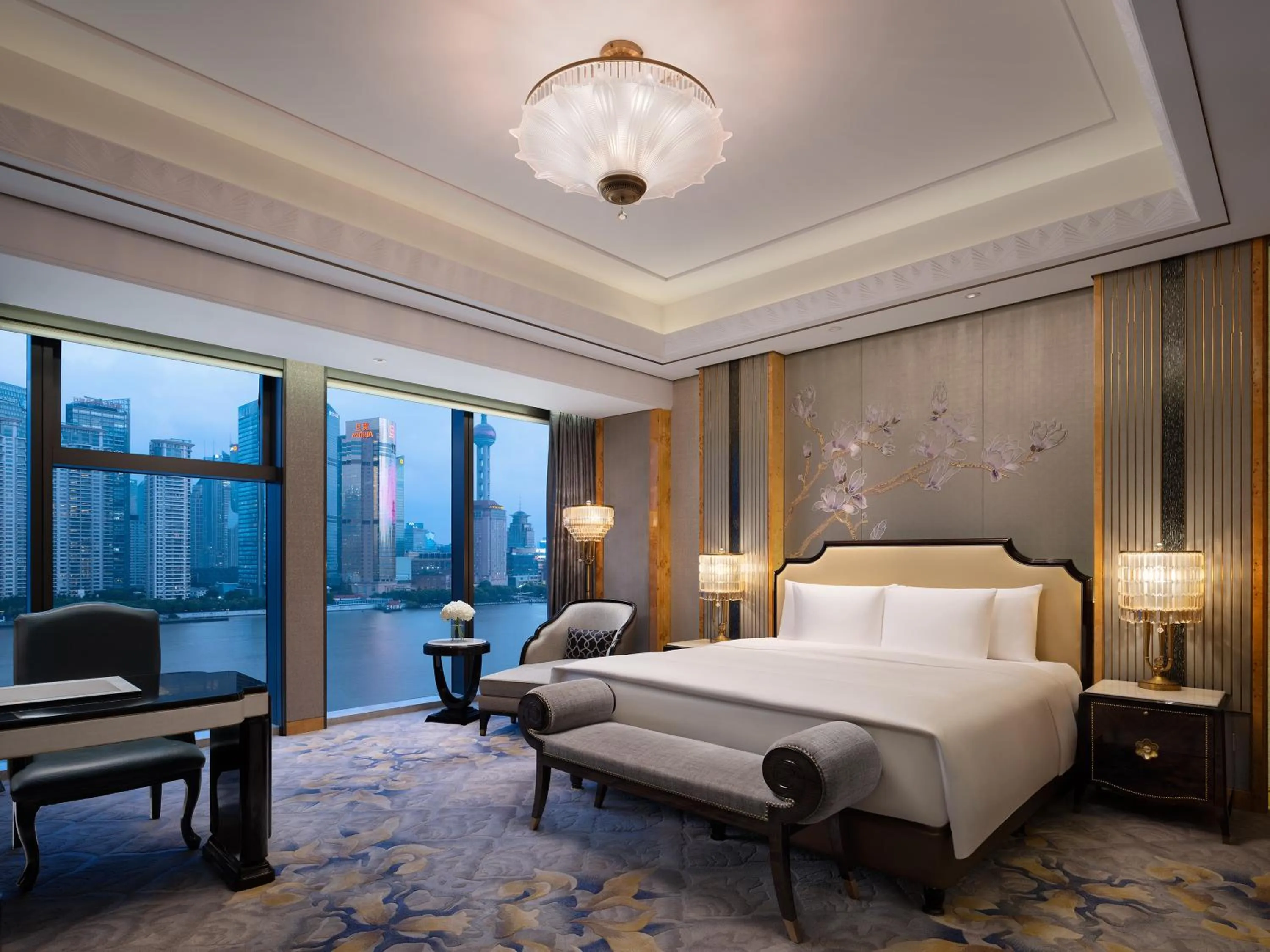 Bed in The St. Regis on the Bund, Shanghai