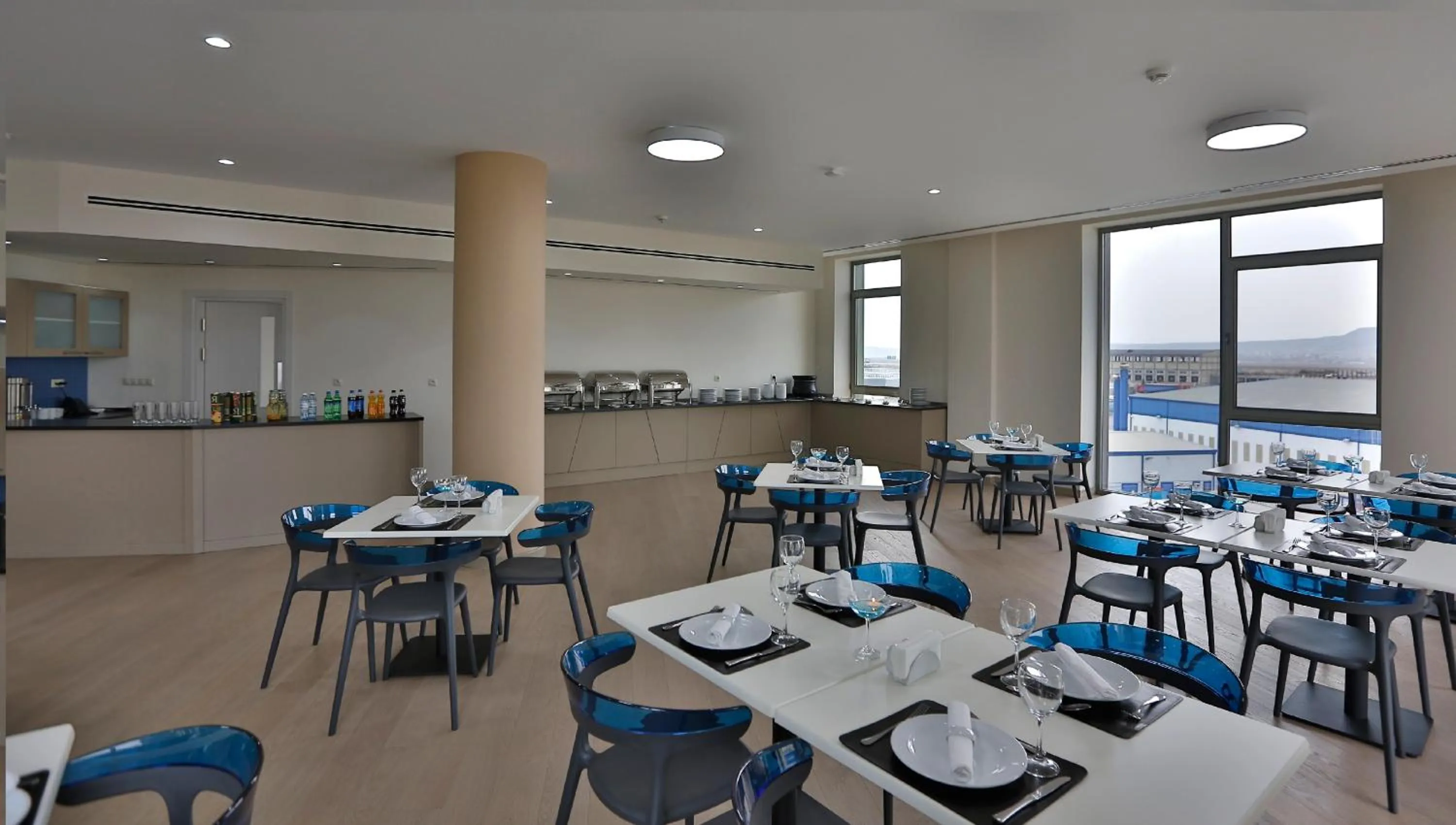 Restaurant/places to eat in HomeBridge Hotel Apartments