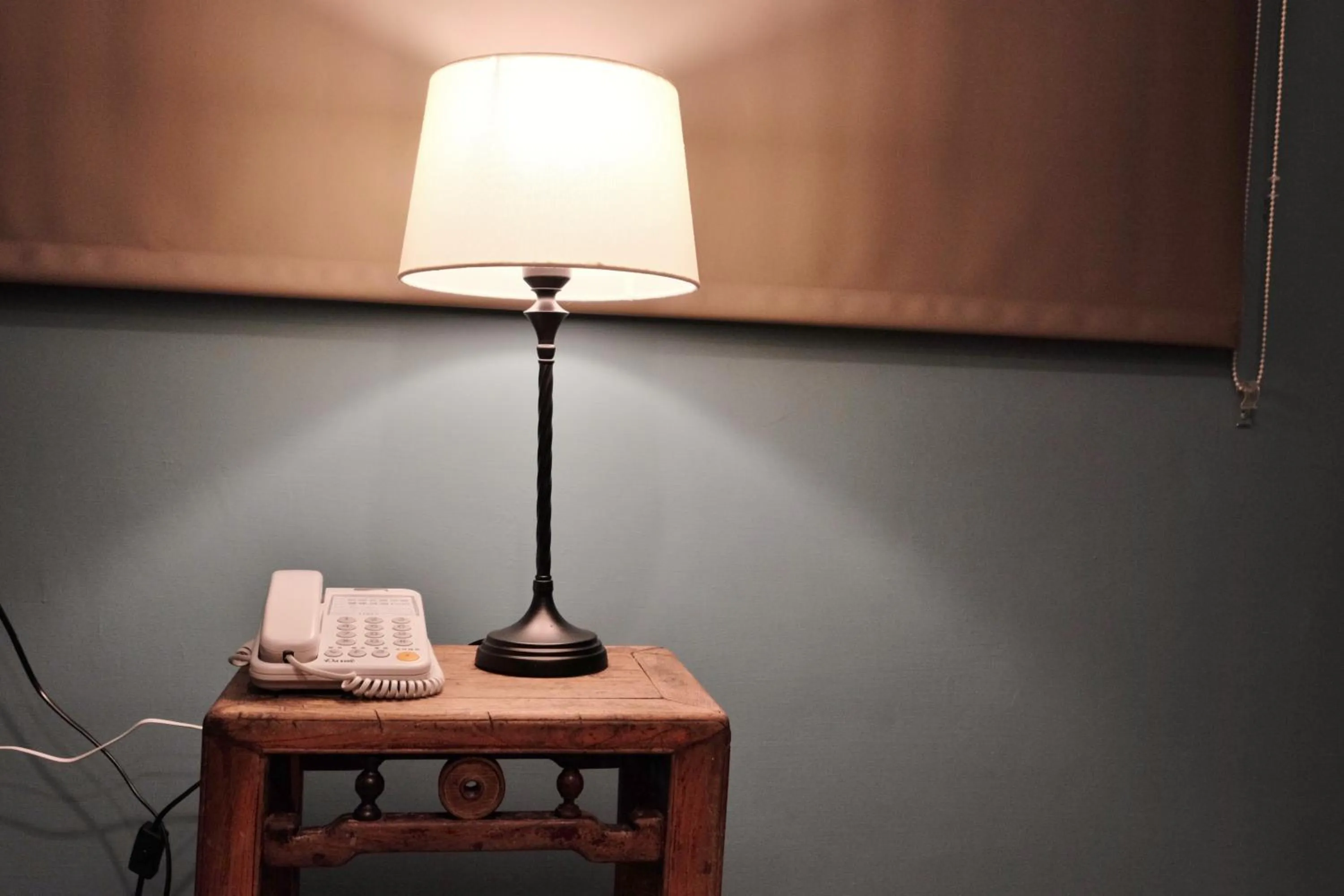 Decorative detail in Happy Inn